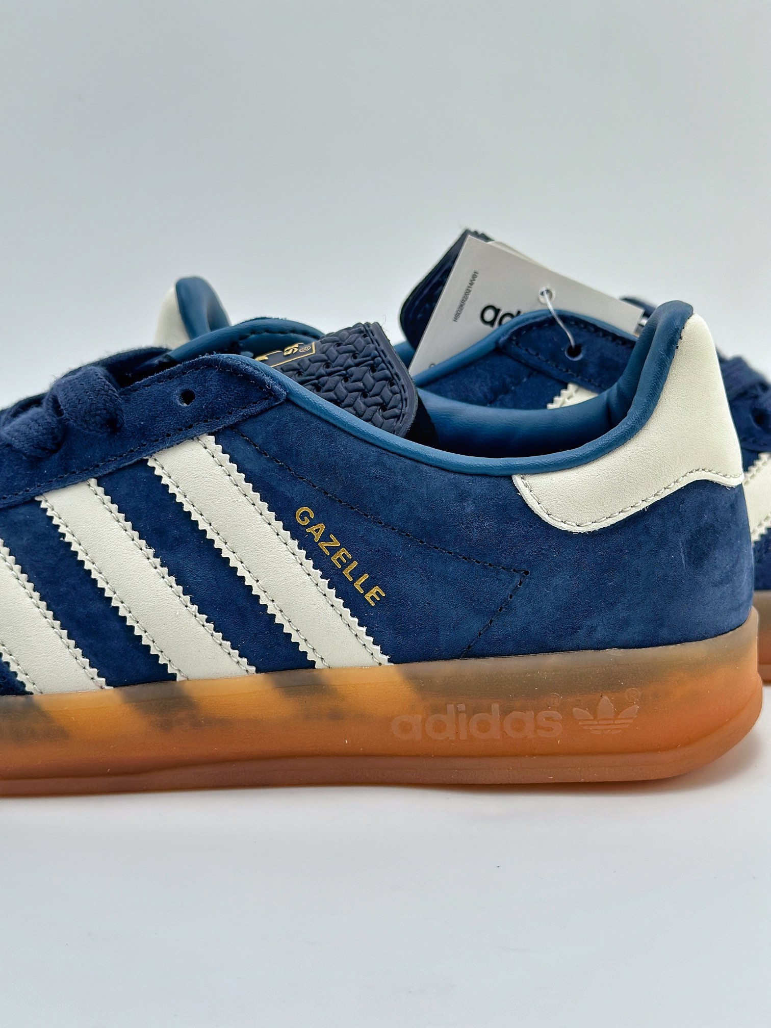 adidas Originals Gazelle INdoor 三叶草休闲防滑耐磨低帮板鞋 IH7501