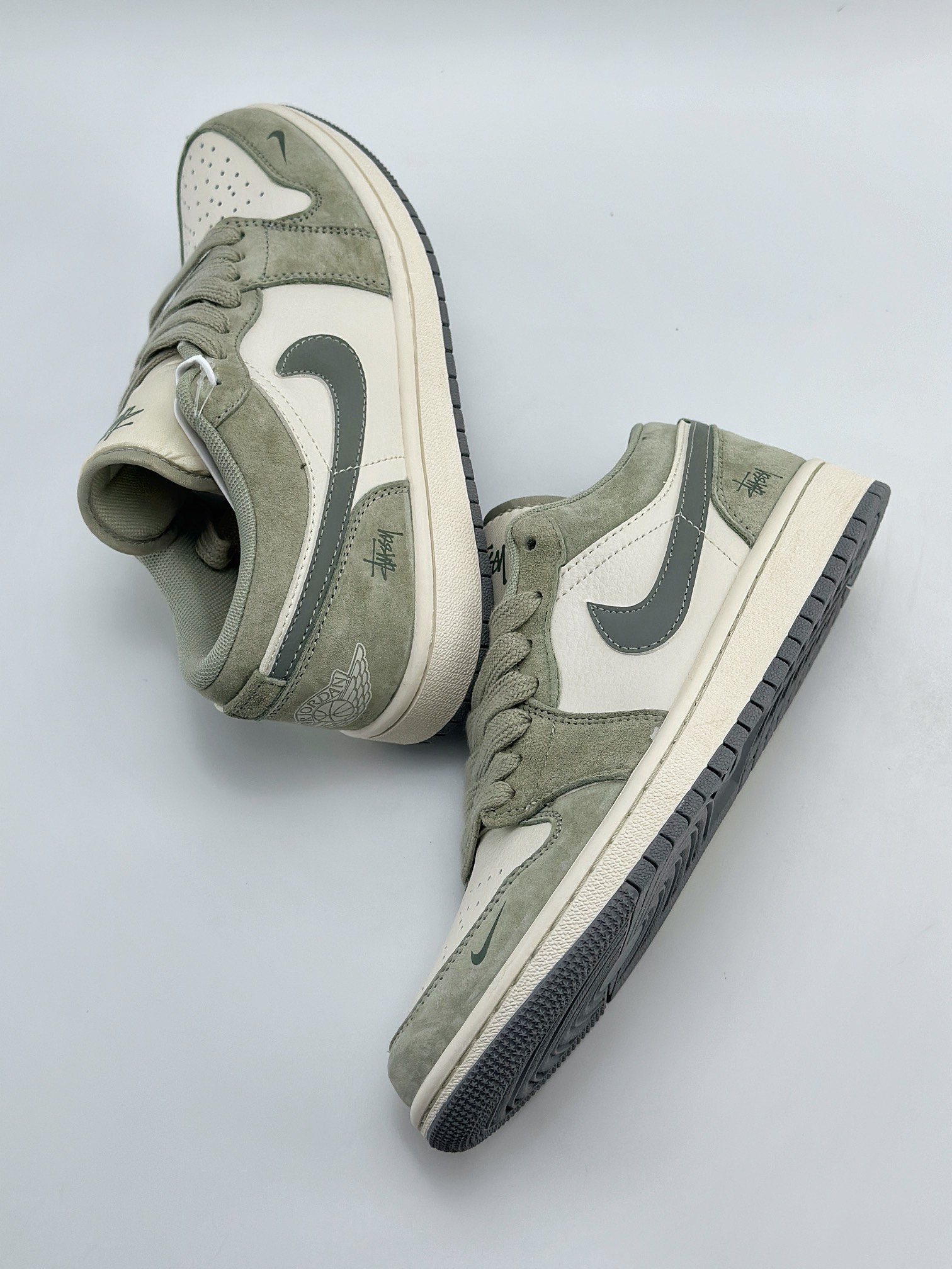 Air Jordan 1 Retro Low x Louis Vuitton 白绿翻毛小钩 XX2403-003