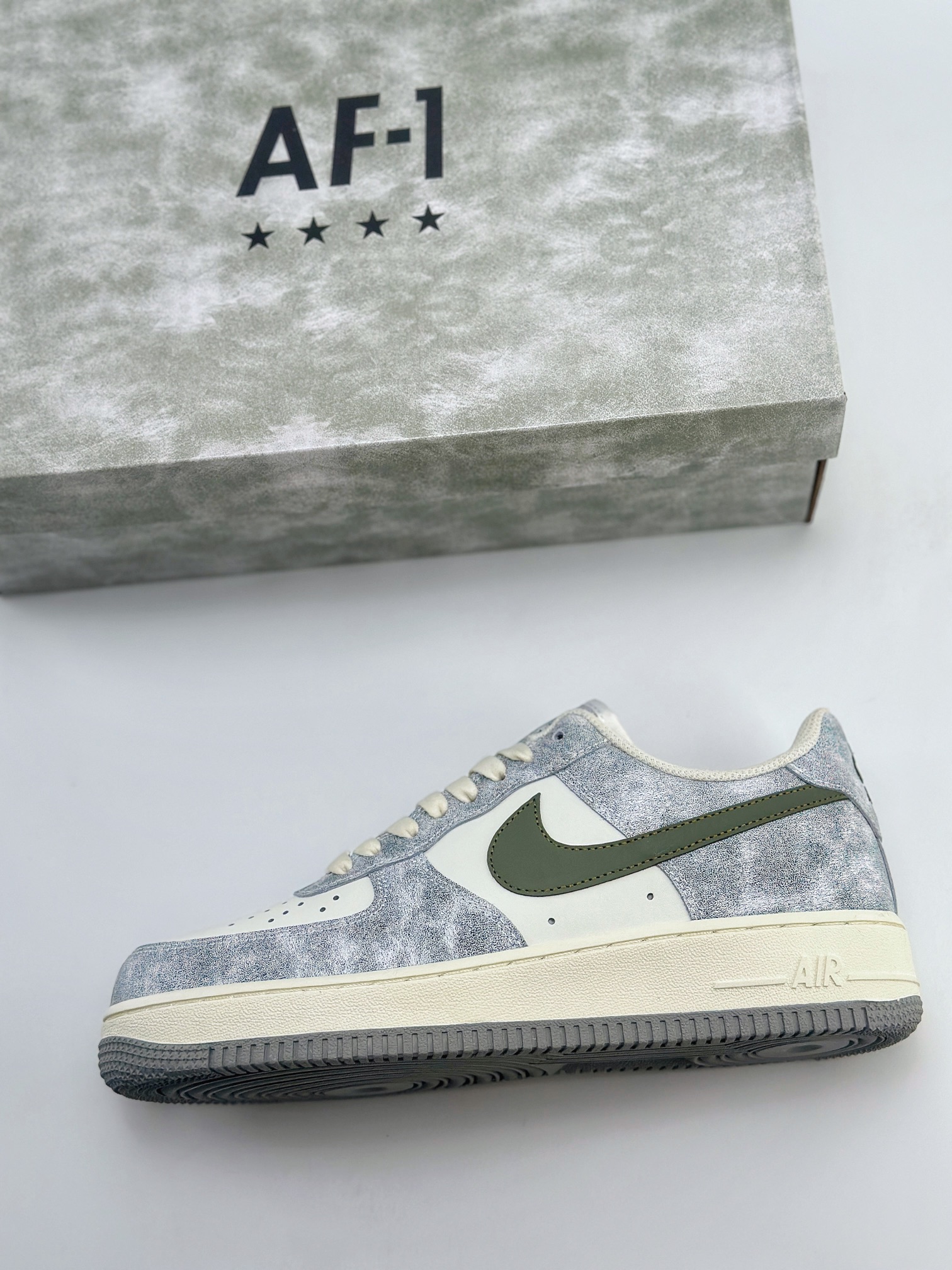 Nike Air Force 1 Low 07 岩石绿 BL5866-906