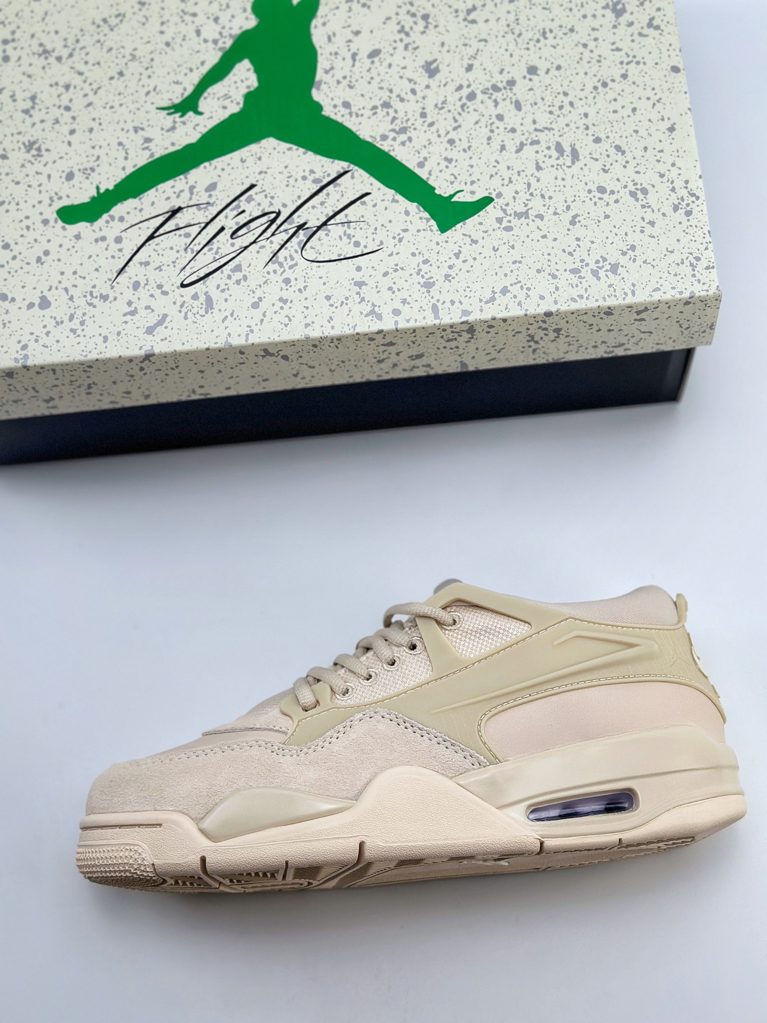 Nike Air Jordan 4 Retro RM 乔丹四代 ”Legend Light Brown” 米色 FQ7940-200