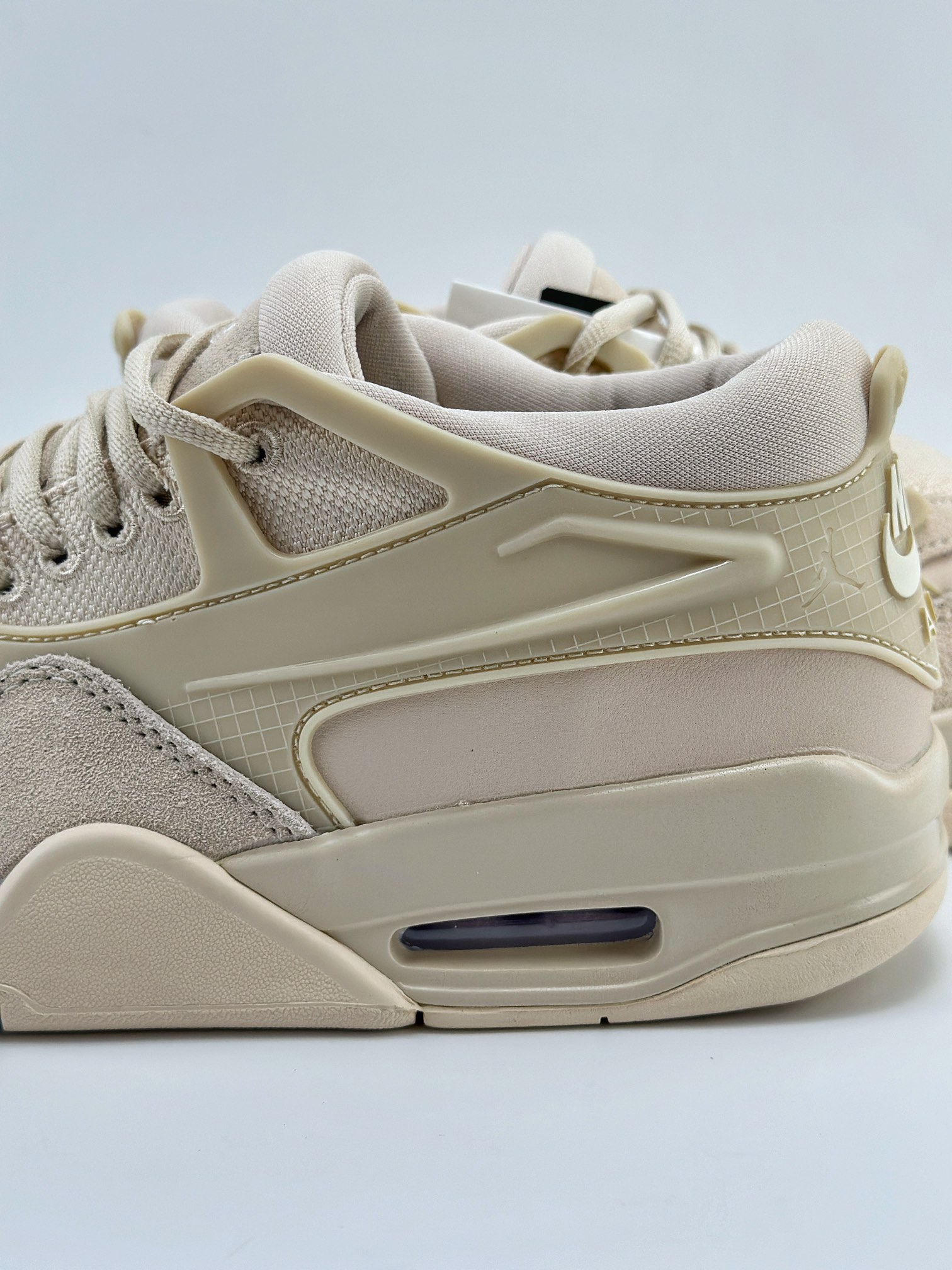 Nike Air Jordan 4 Retro RM 乔丹四代 ”Legend Light Brown” 米色 FQ7940-200