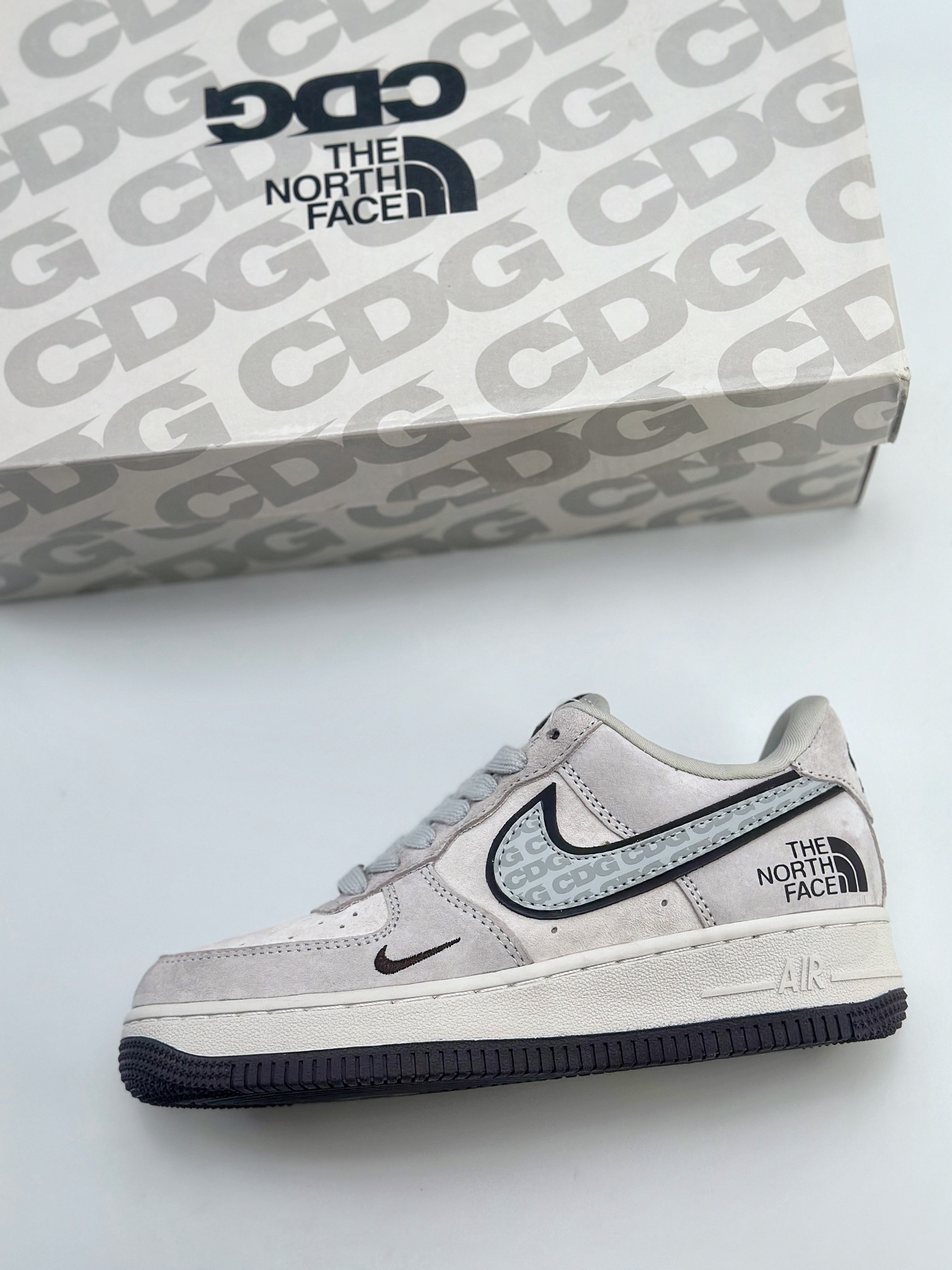 Nike Air Force 1 Low 07 x CDG x The North Face 白灰 HD1968-015