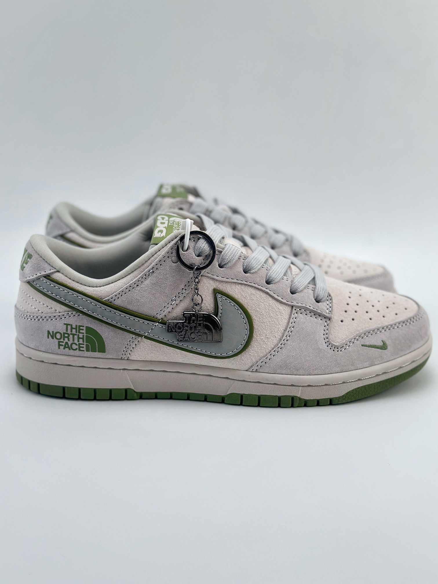 Nike SB Dunk Low x CDG x The North Face 白绿 DQ1098-397