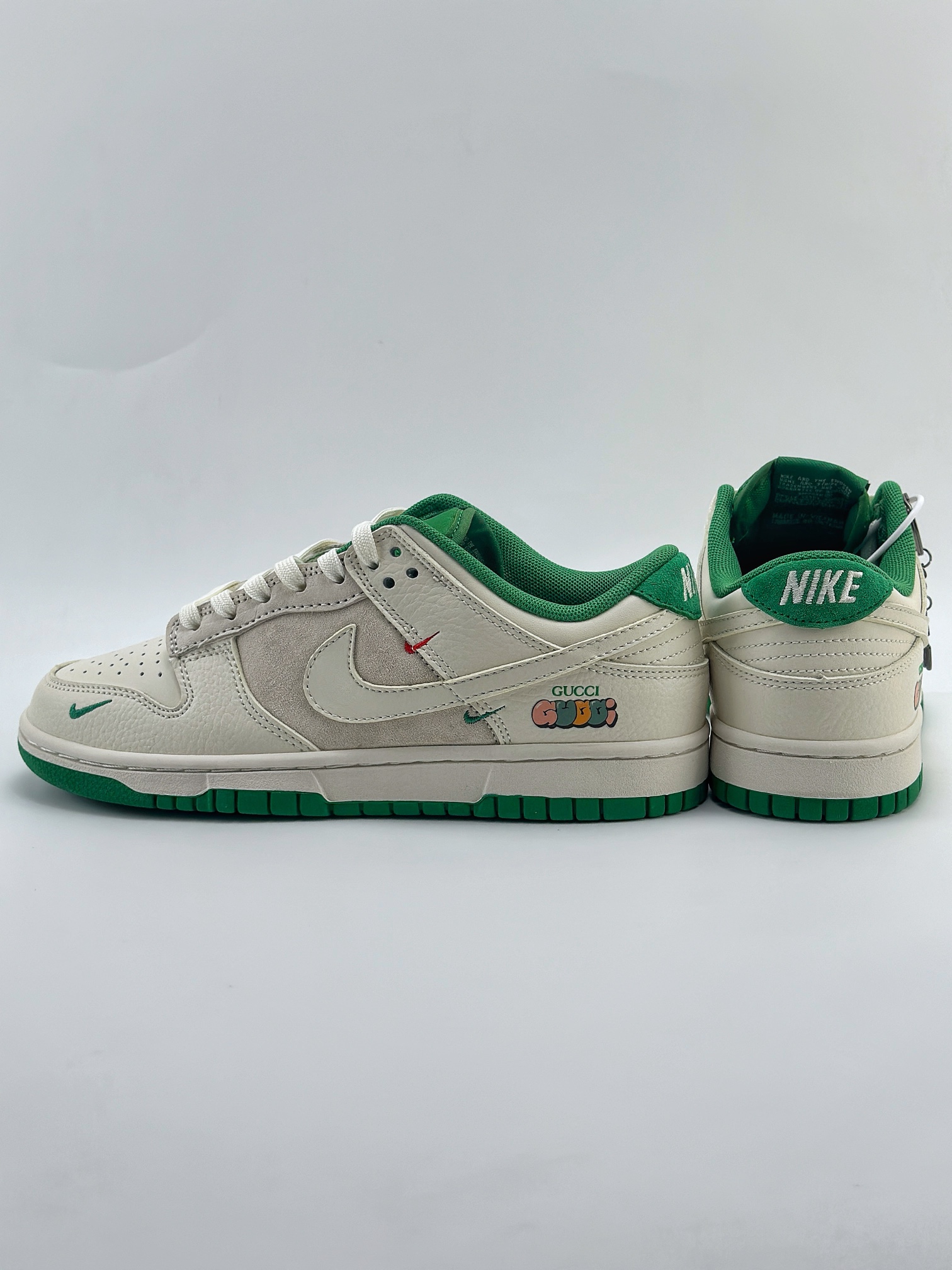 Nike SB Dunk Low x GUCCI 白绿三小钩 KK1688-052