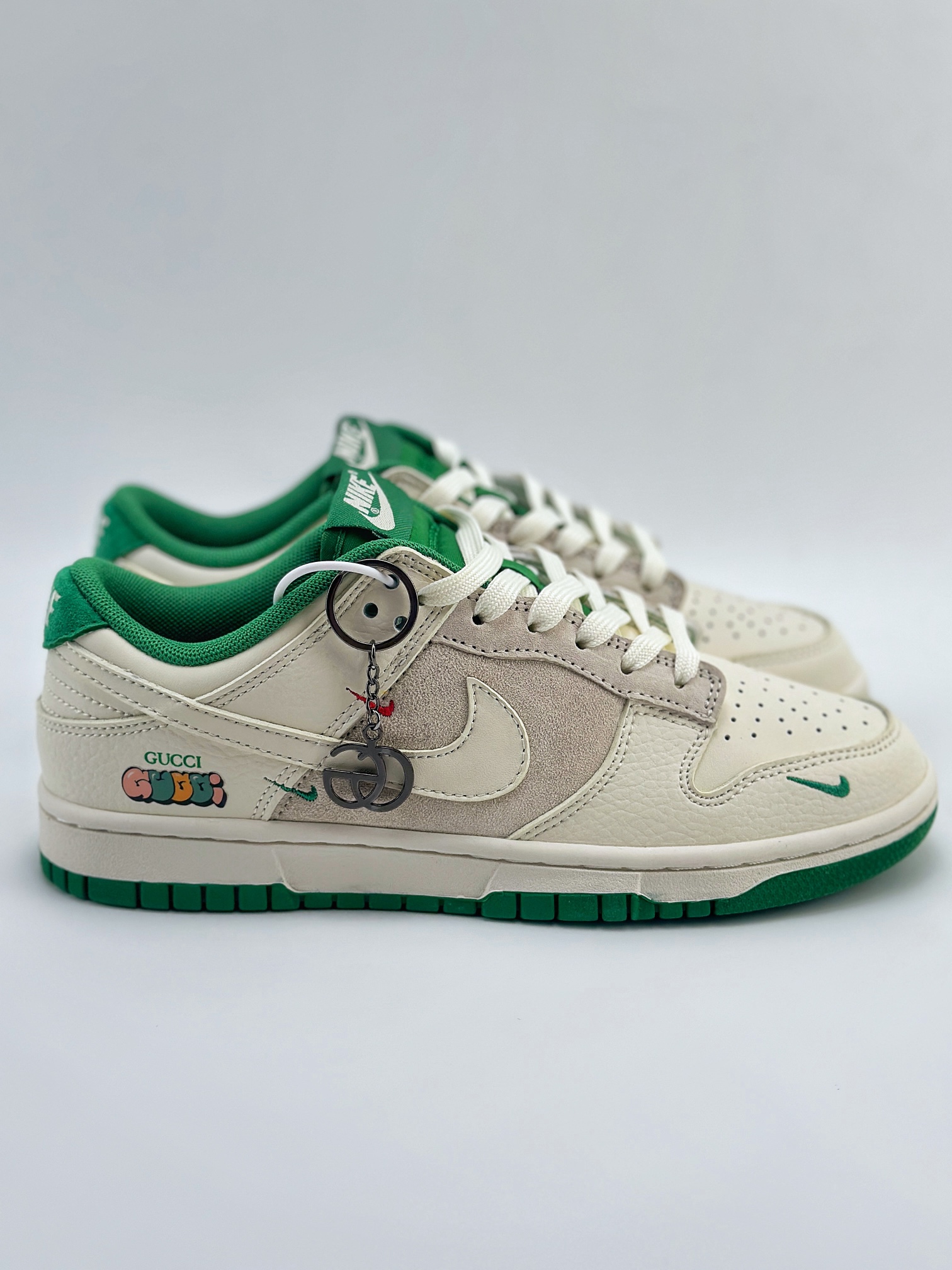 Nike SB Dunk Low x GUCCI 白绿三小钩 KK1688-052