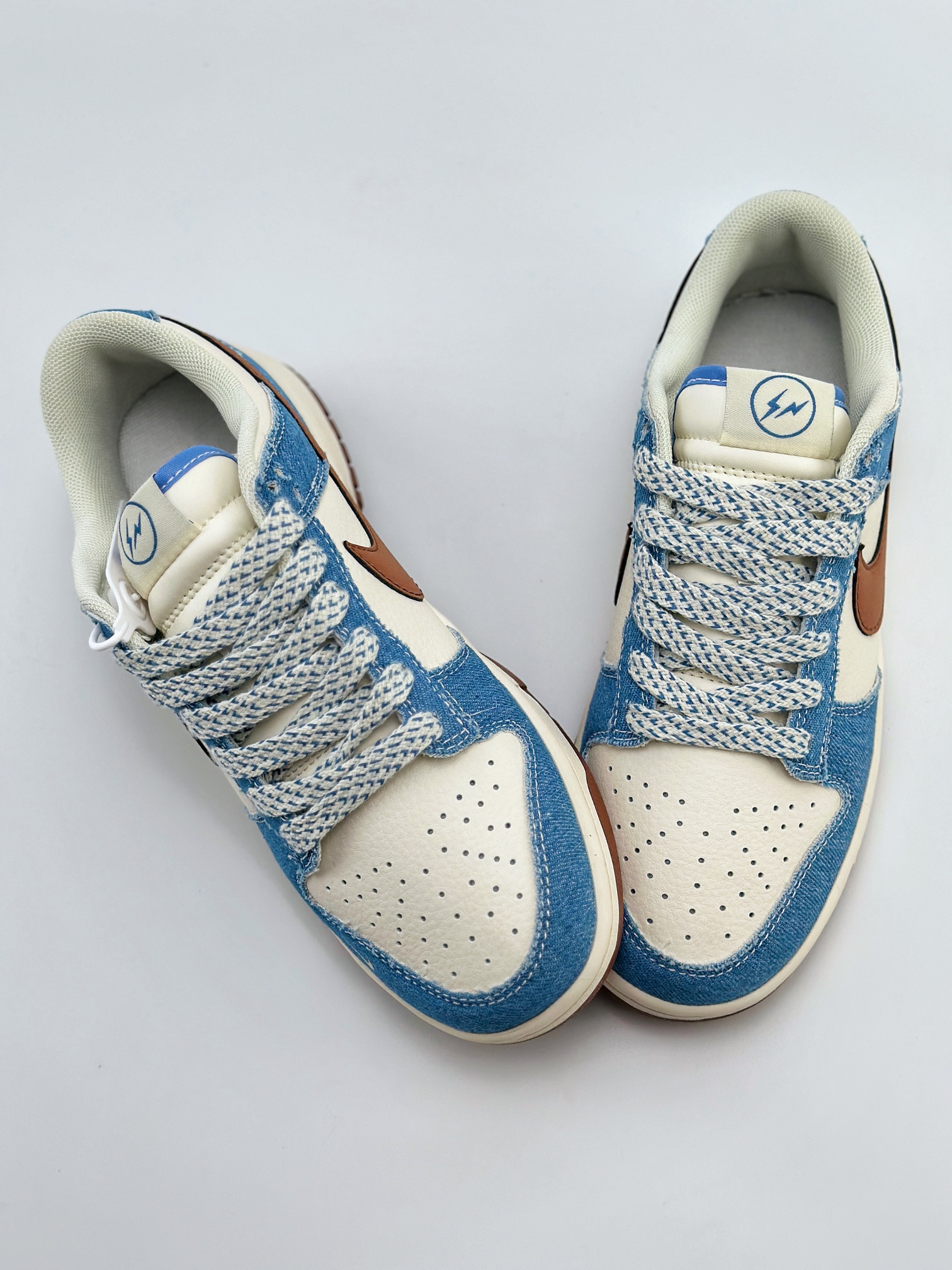 NIKE SB Dunk Low x Fragment Design 闪电藤原浩 白蓝棕满天星 XX9921-021