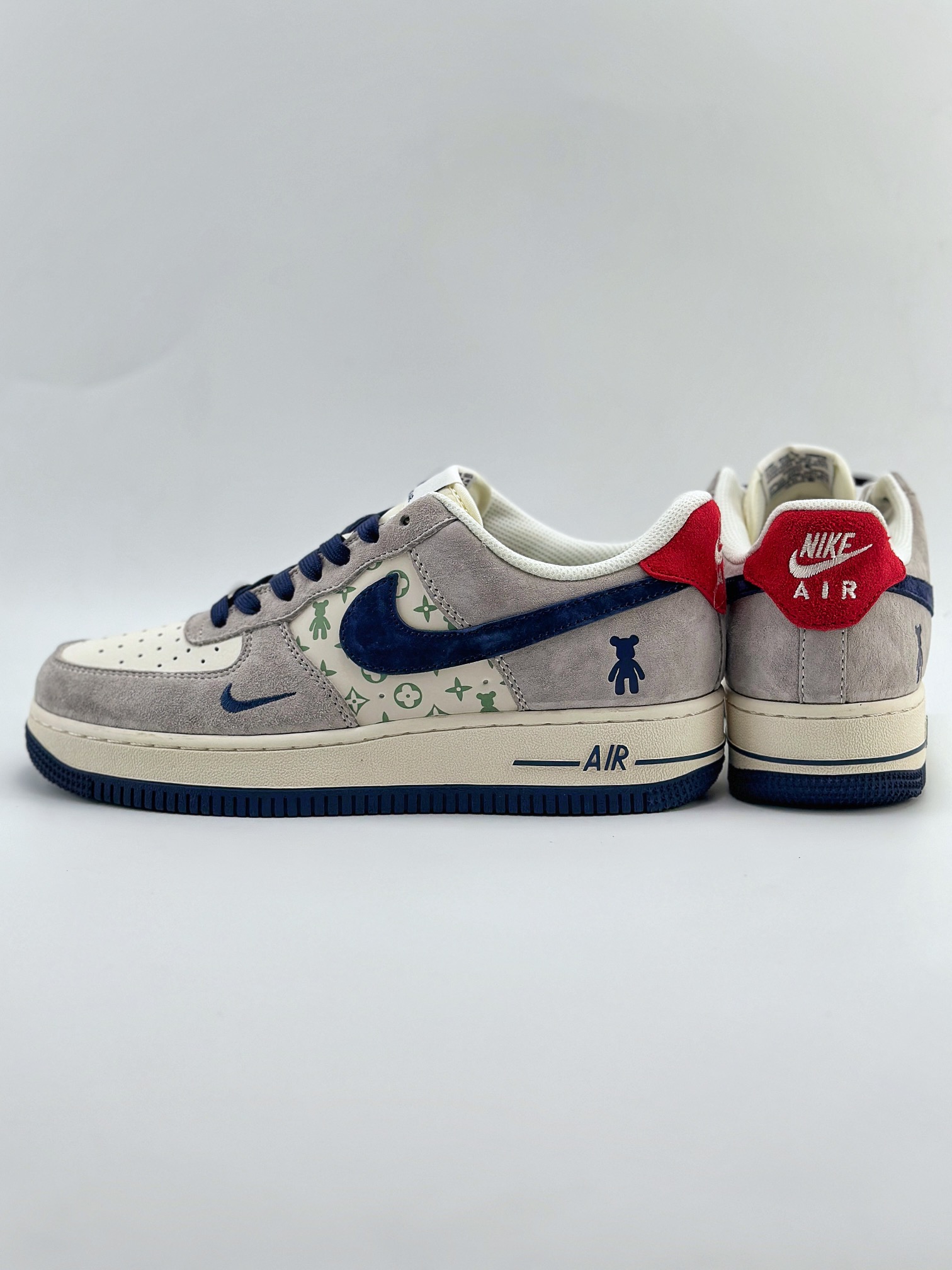 Nike Air Force 1 Low 07 x Bearbrick 白蓝红 SJ9188-001