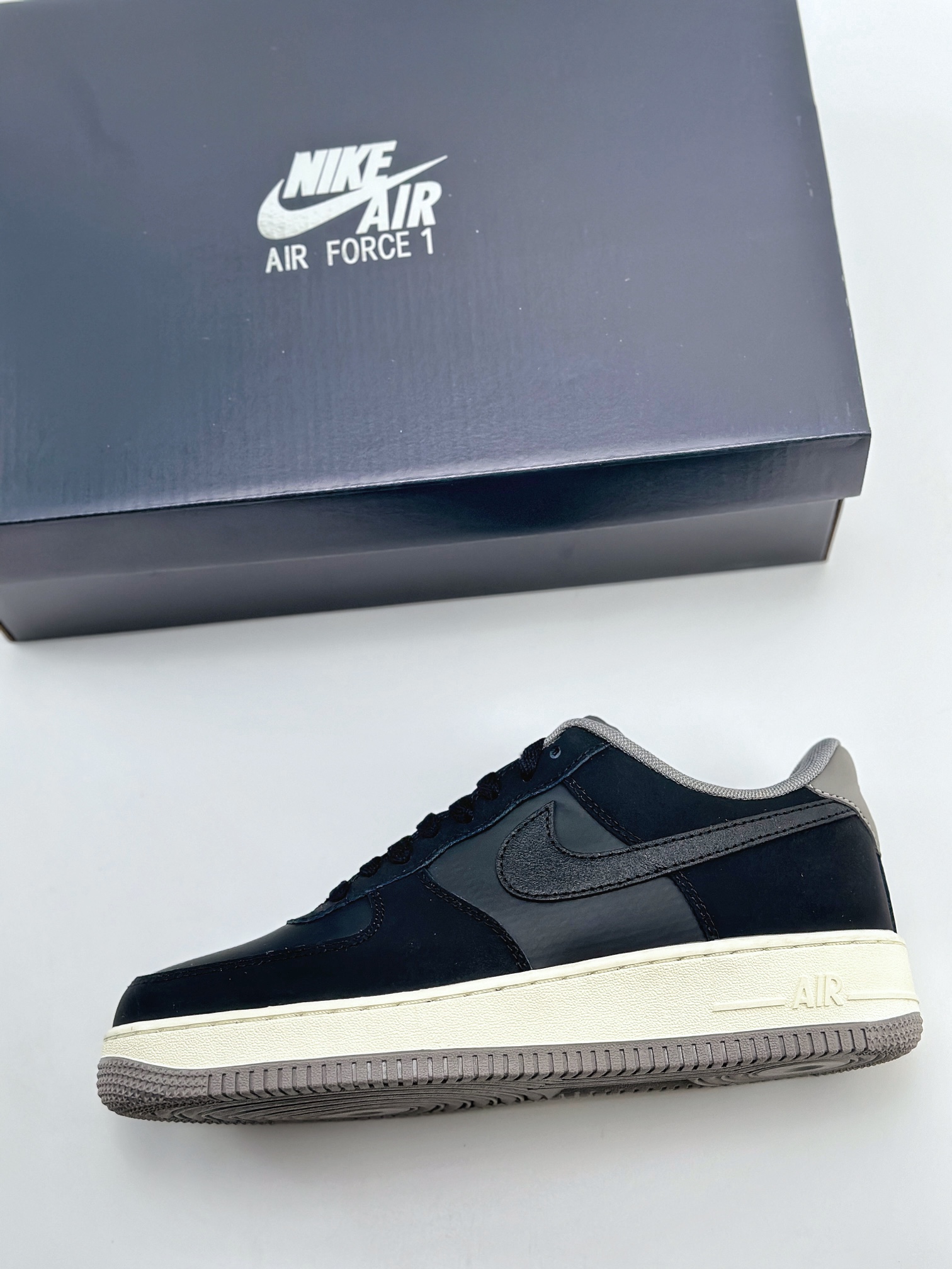 Nike Air Force 1 Low 07 ”Dark Pewter” 黑 FZ5225-001