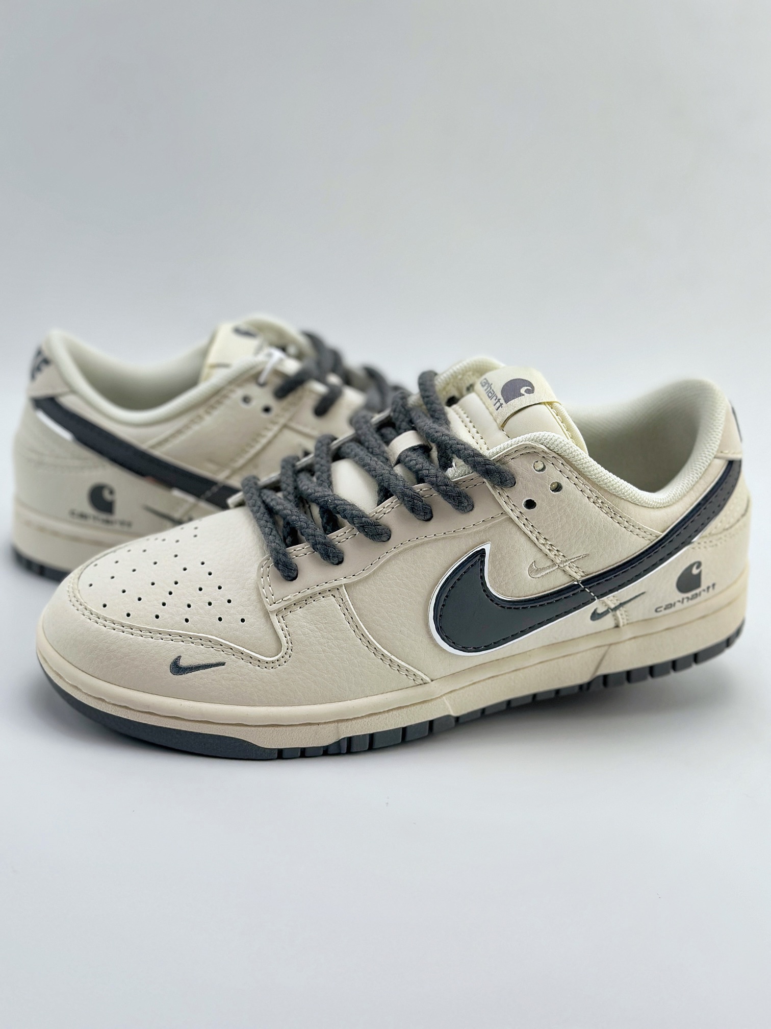 Nike SB Dunk Low x Carhartt 米灰三钩 SJ1089-006