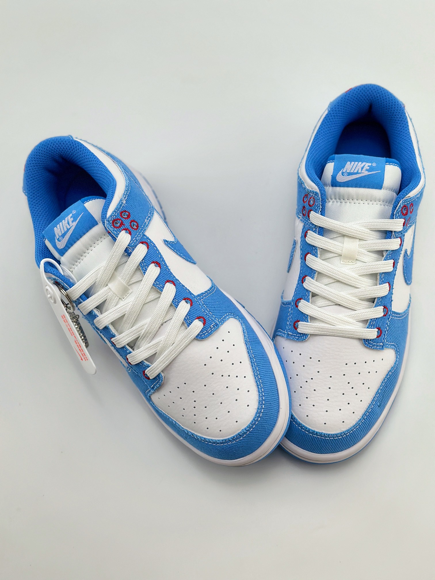 Nike SB Dunk Low x Supreme 白天蓝牛仔三小钩 KK1888-015