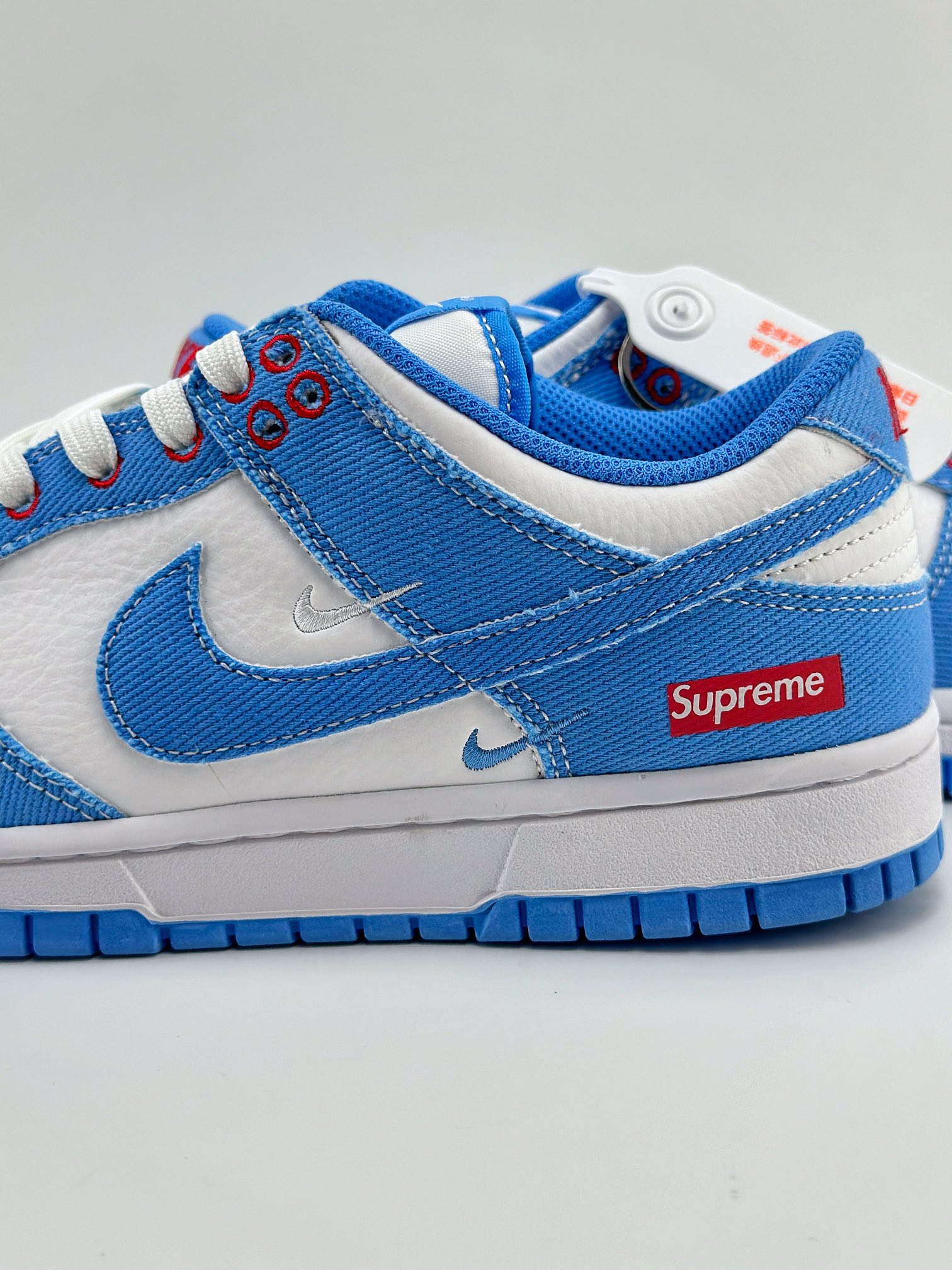 Nike SB Dunk Low x Supreme 白天蓝牛仔三小钩 KK1888-015