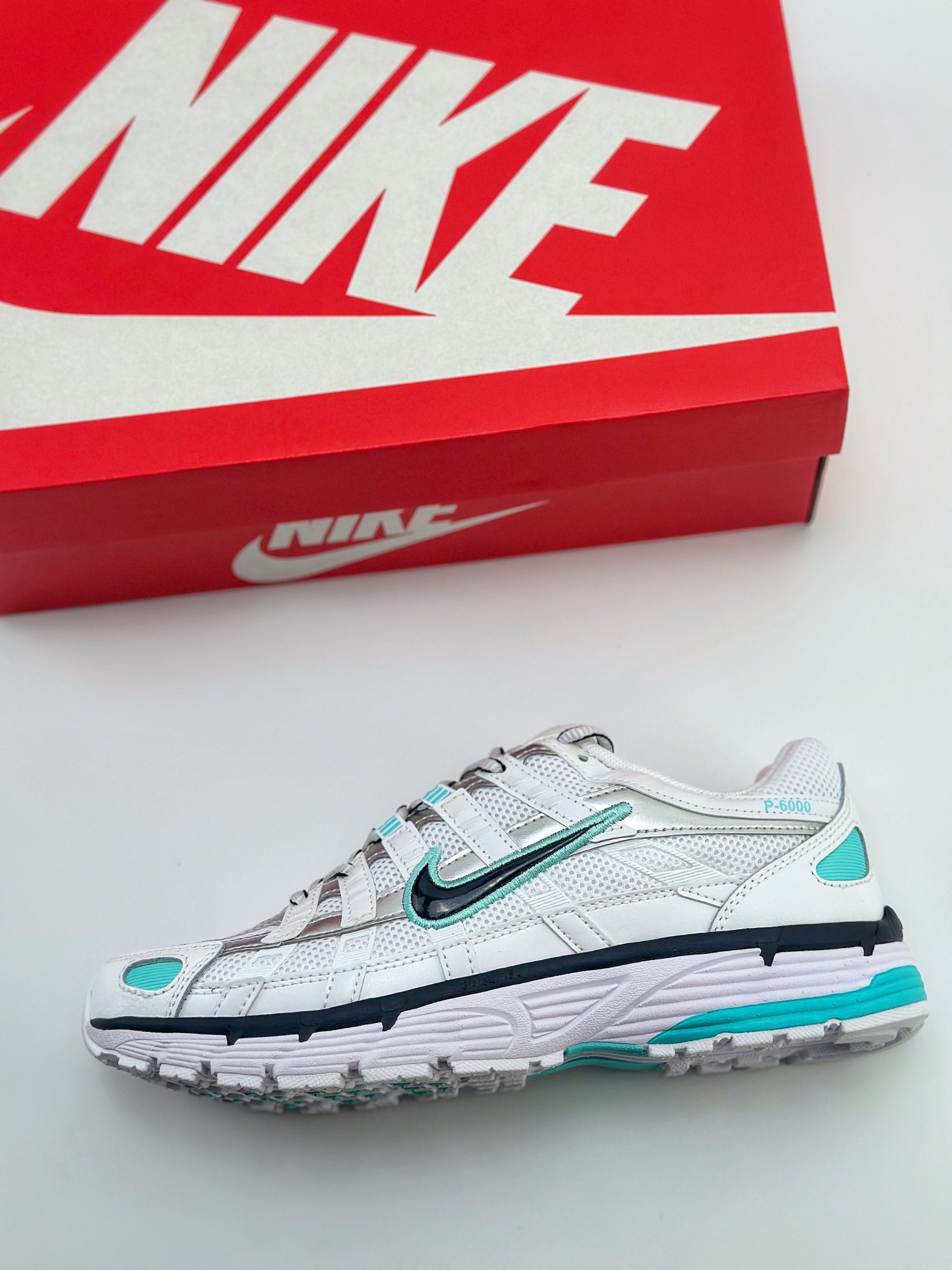 Nike P-6000 Initiator Running 耐克INS 白黑蓝 复古休闲运动老爹鞋 BV10210-104