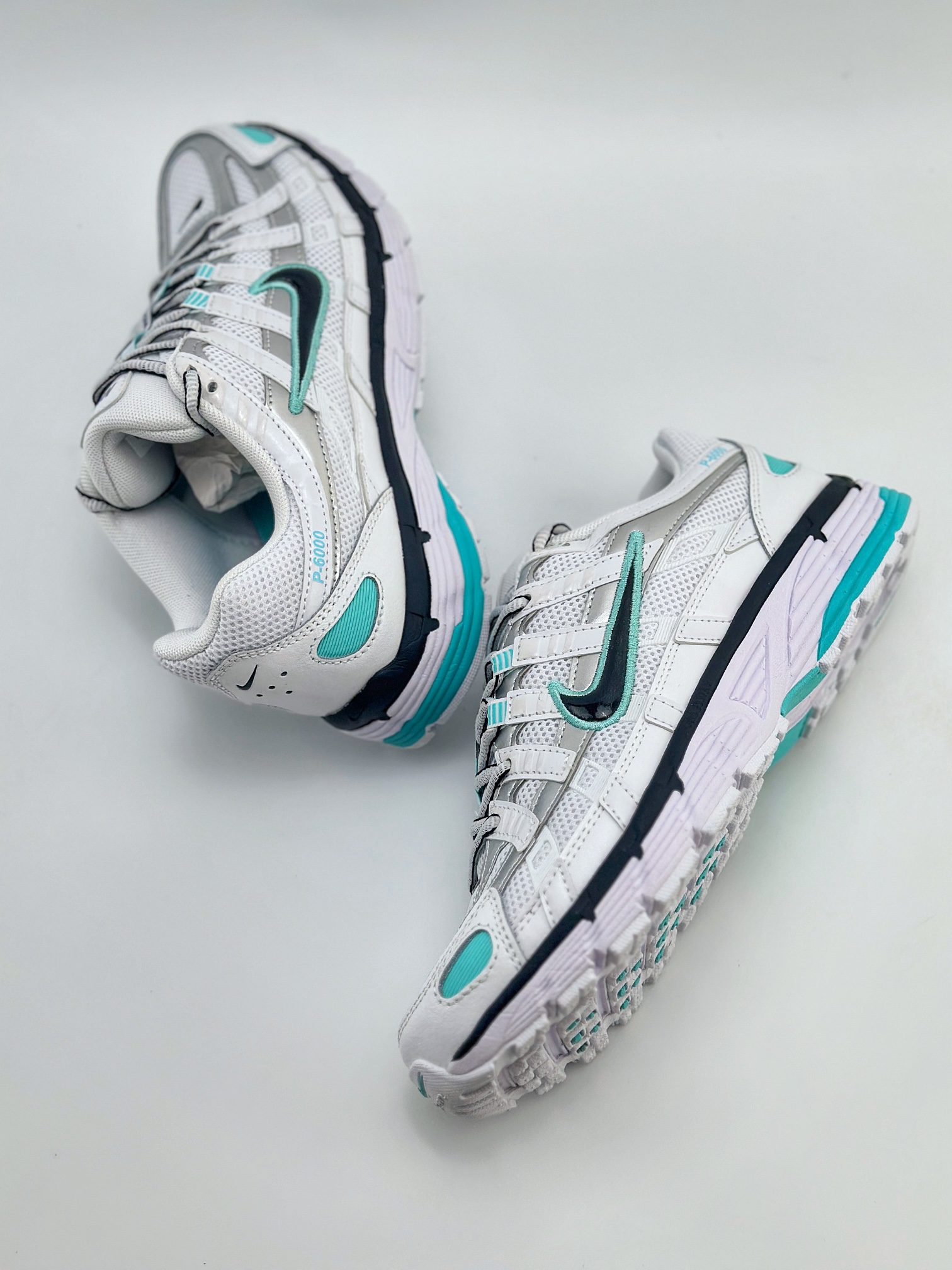 Nike P-6000 Initiator Running 耐克INS 白黑蓝 复古休闲运动老爹鞋 BV10210-104