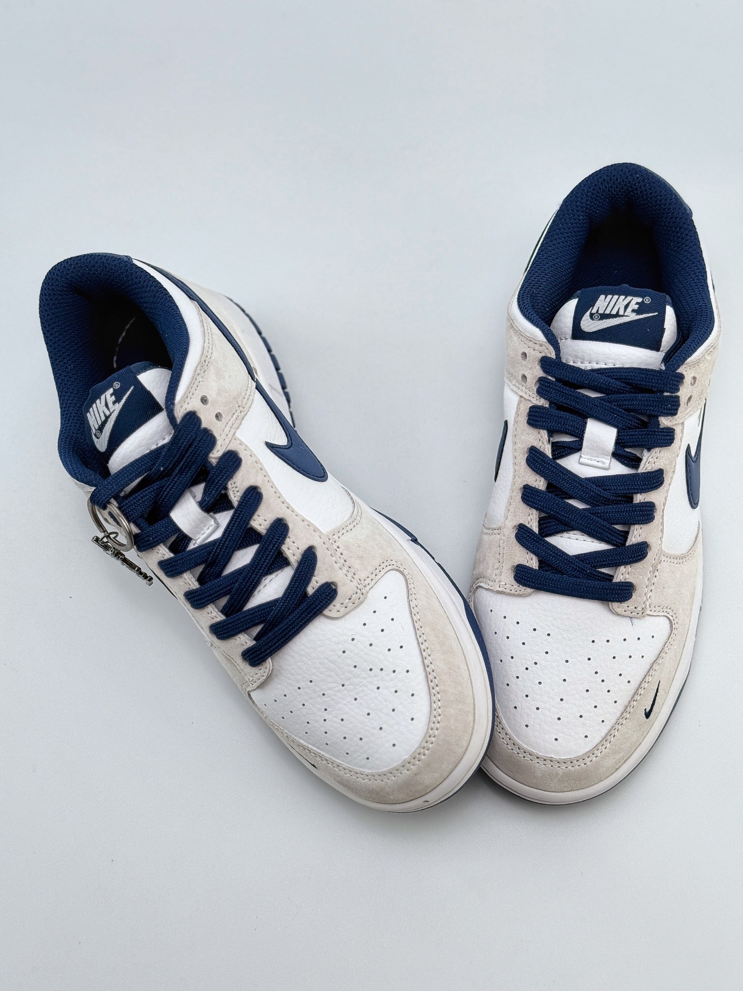 Nike SB Dunk Low x Stussy 白灰蓝三小钩 KK1888-003