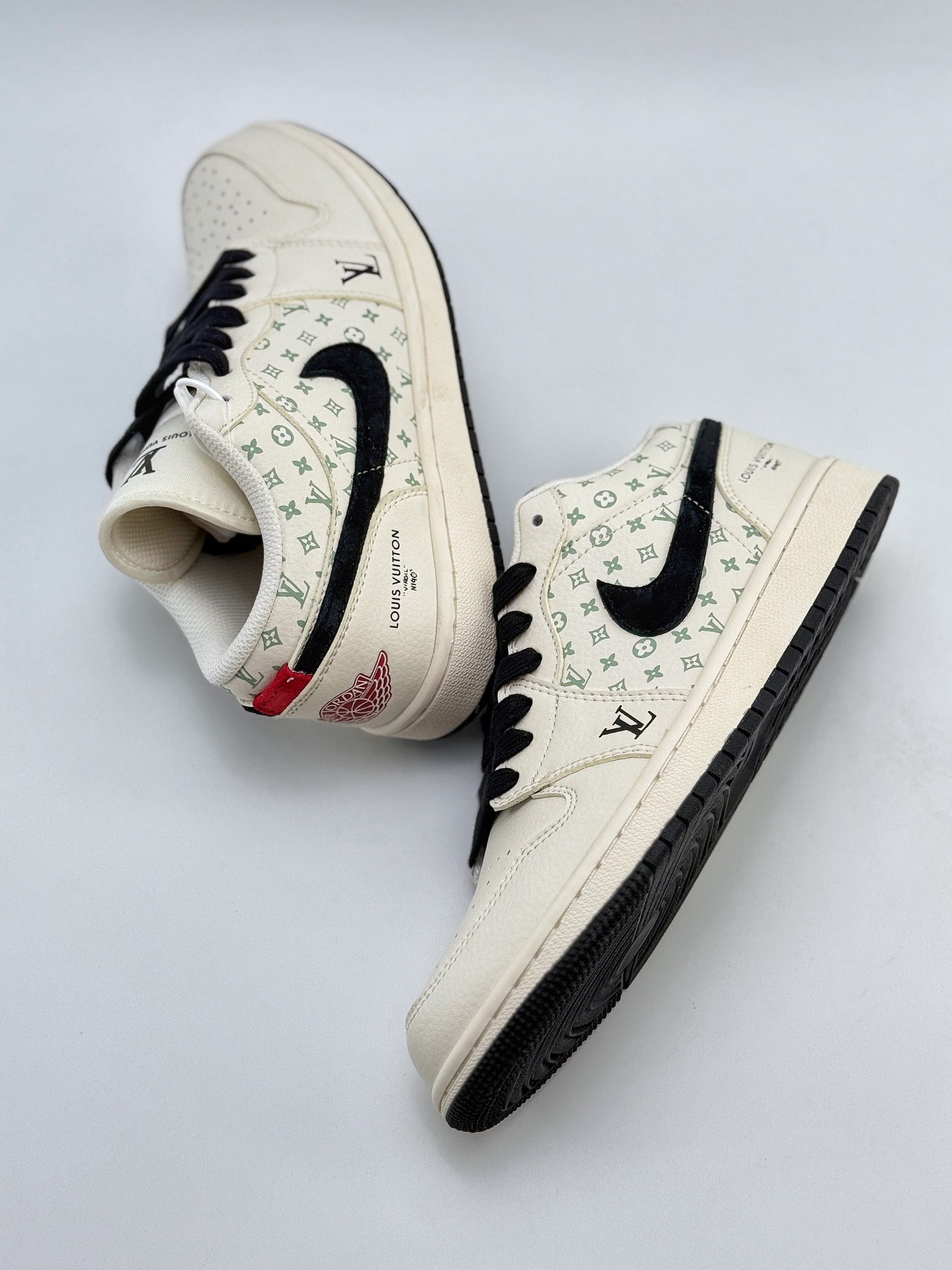 Air Jordan 1 Retro Low x Louis Vuitton 白黑 WG8850-009