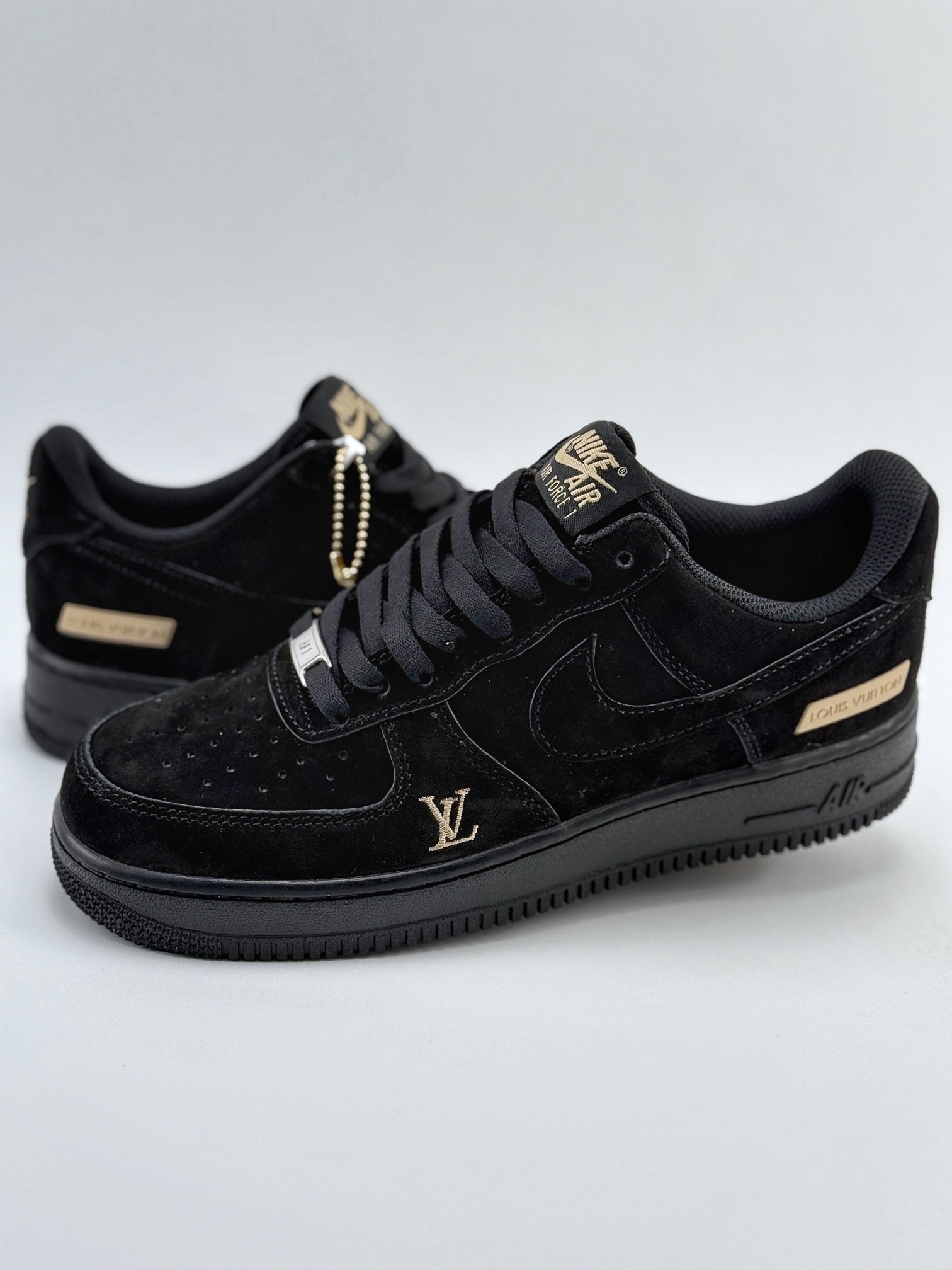 Nike Air Force 1 Low 07 x Louis Vuitton 高端定制 CW2288-111