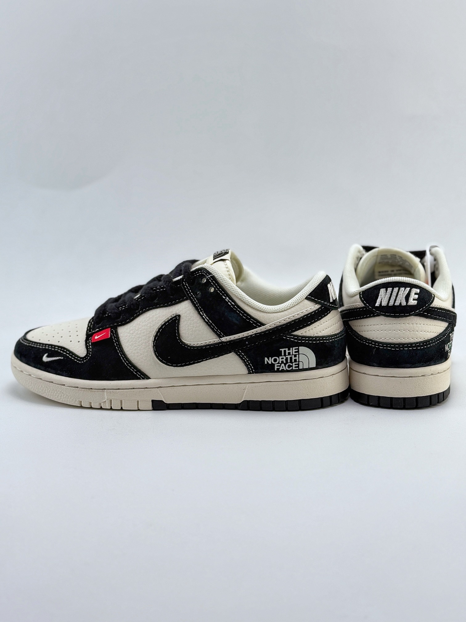 Nike SB Dunk Low x The North Face 黑白小钩麻绳 SJ1089-011