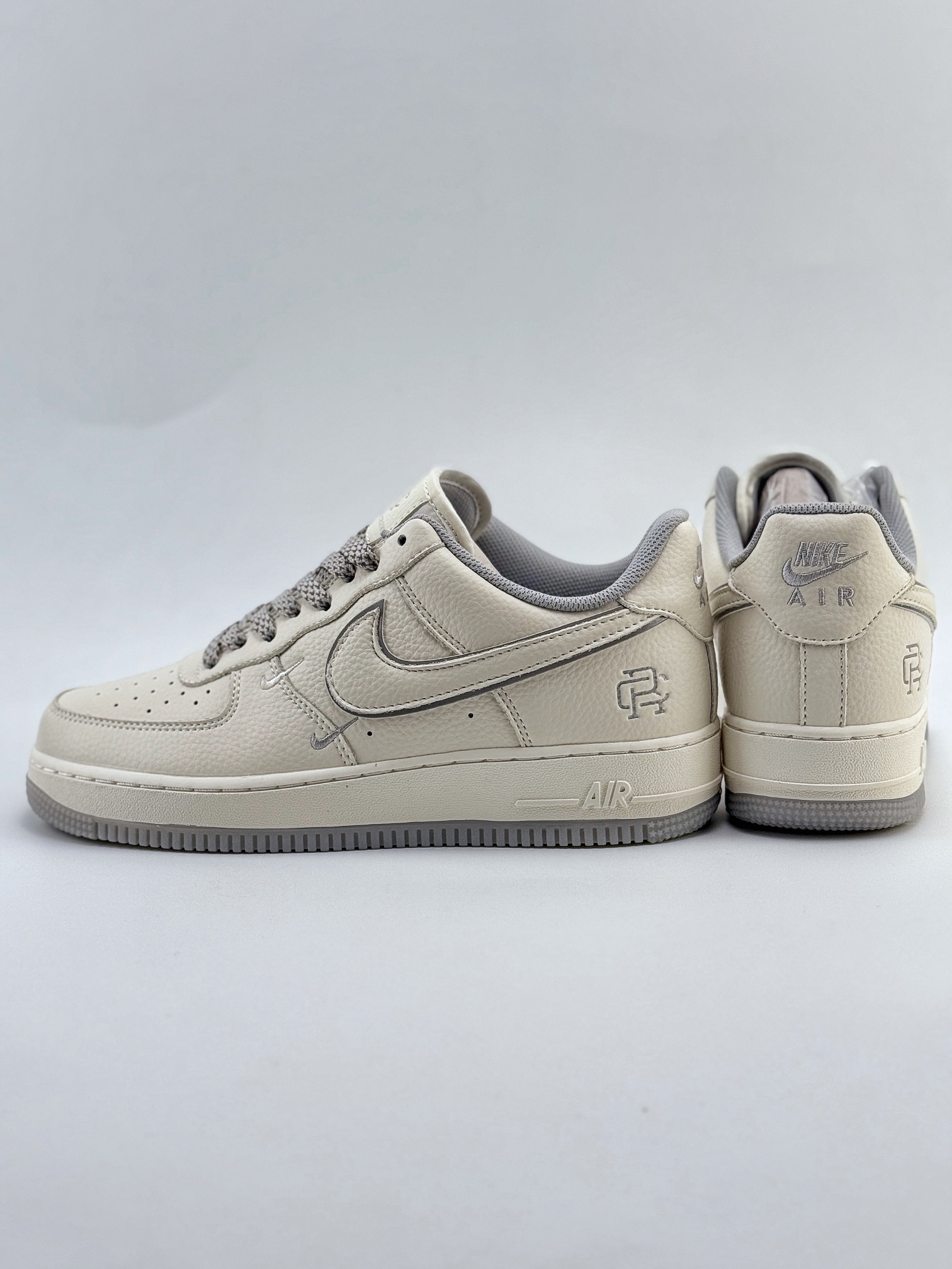 Nike Air Force 1 Low 07 x Reigning Champ 米银双小钩满天星 RC2369-172