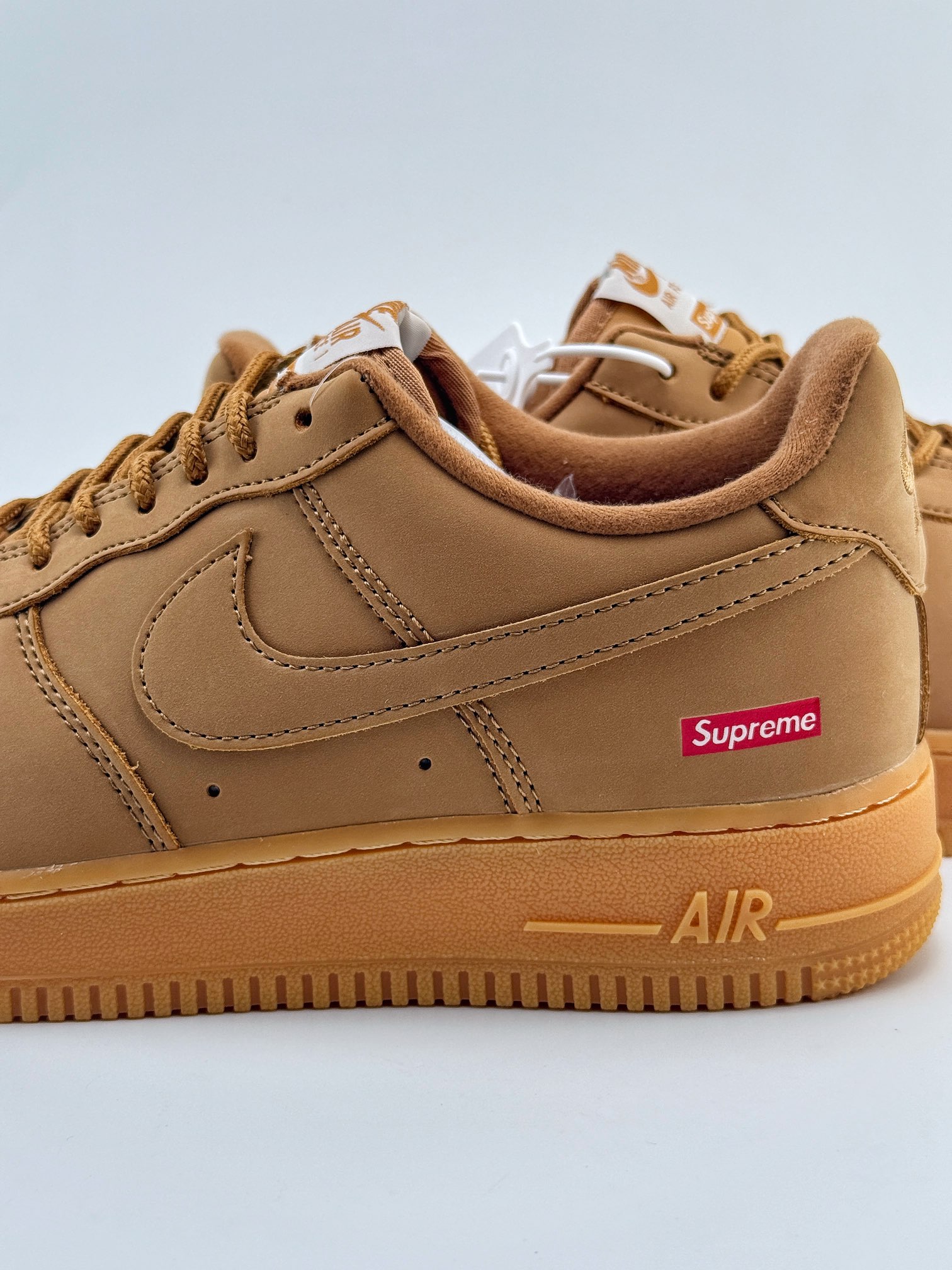 Nike Air Force 1 Low 07 x Supreme 小麦色 DN1555-200