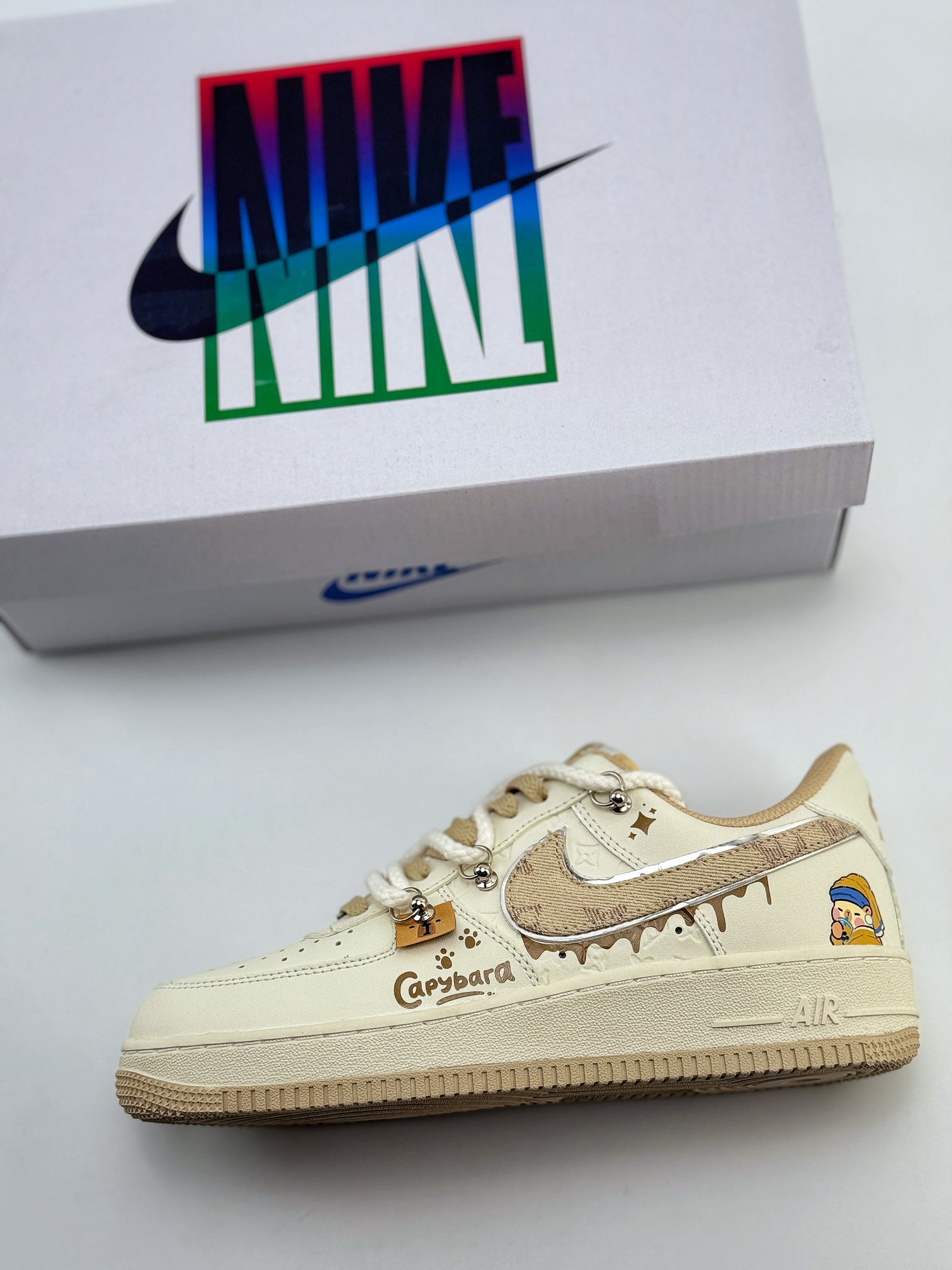 Nike Air Force 1 Low 07 x Louis Vuitton 涂鸦 米棕绑带 LV0506-505