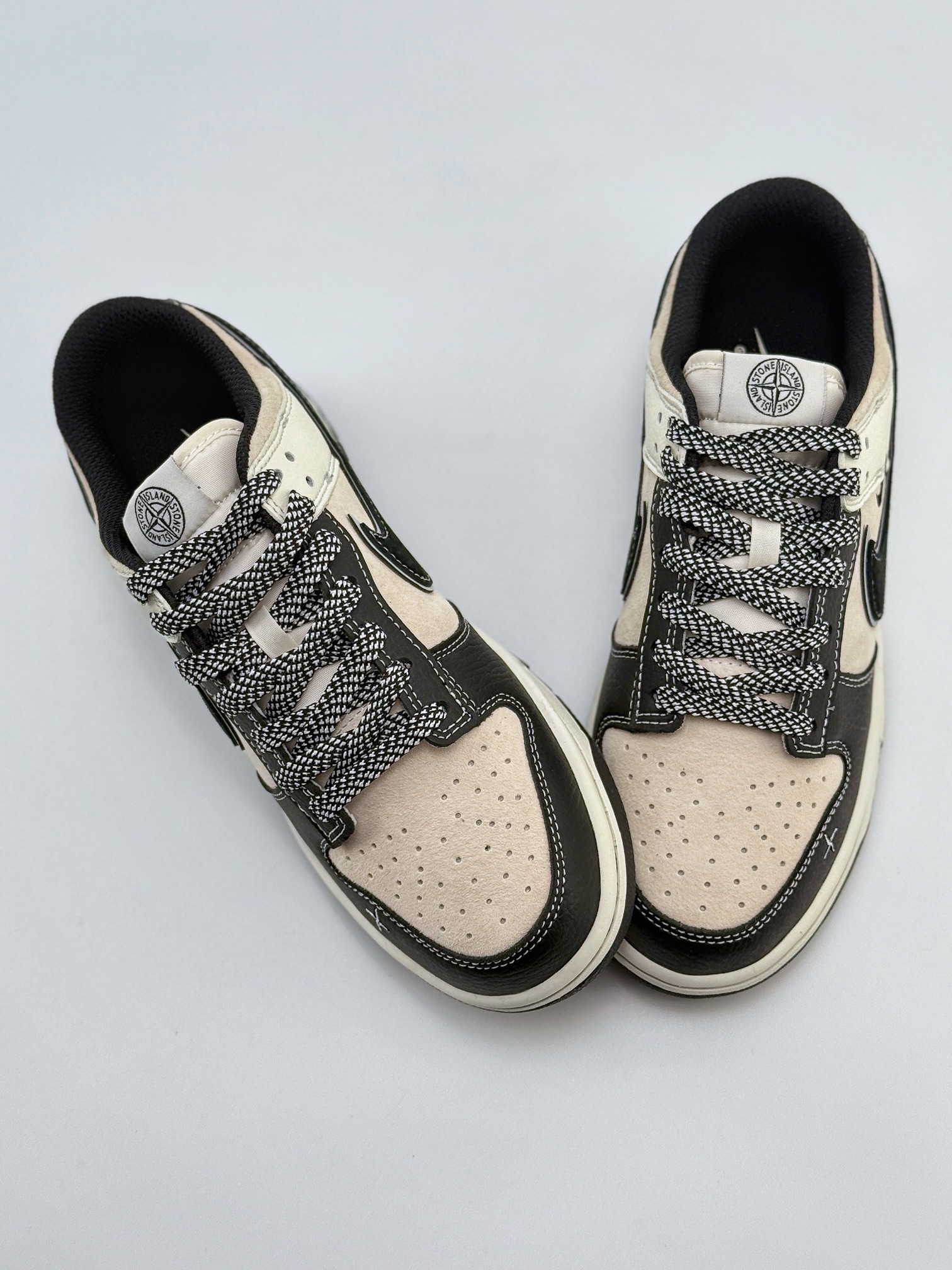 Nike SB Dunk Low x Stone Island 米黑双小钩满天星 DJ2024-038