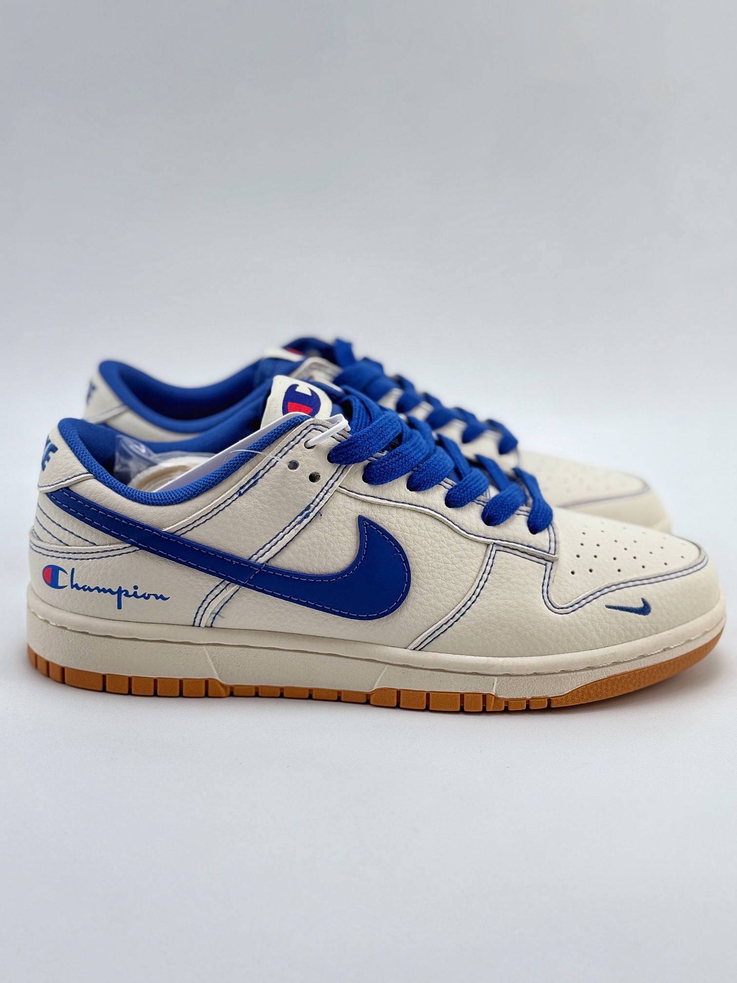 NIKE SB Dunk Low x Champion 冠军白宝蓝 XX9923-023