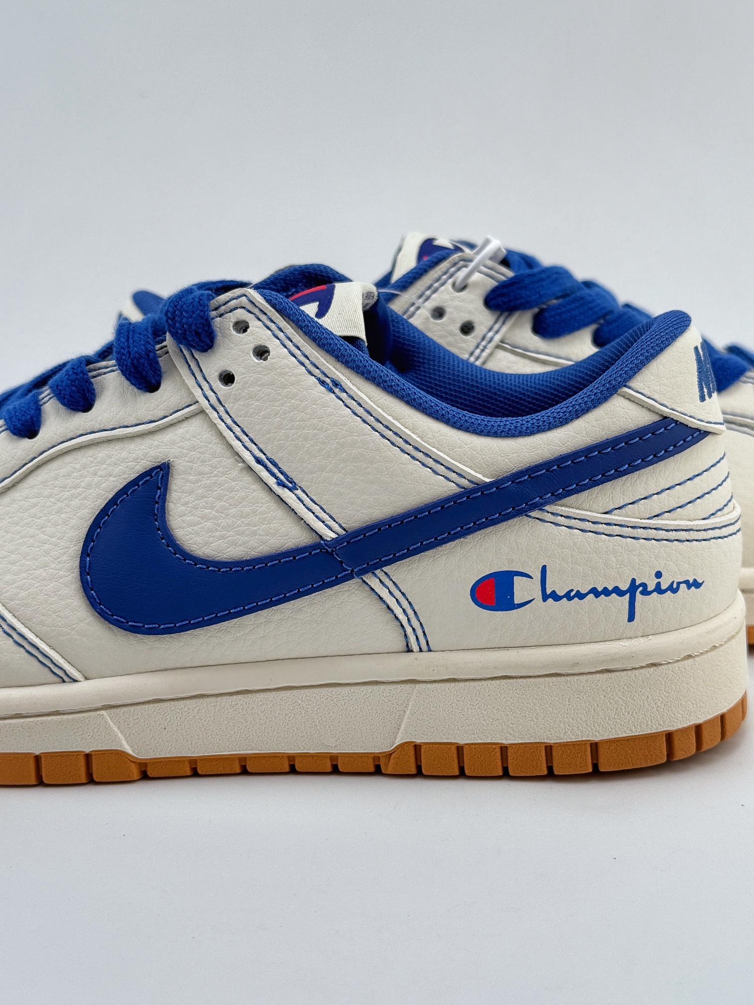 NIKE SB Dunk Low x Champion 冠军白宝蓝 XX9923-023