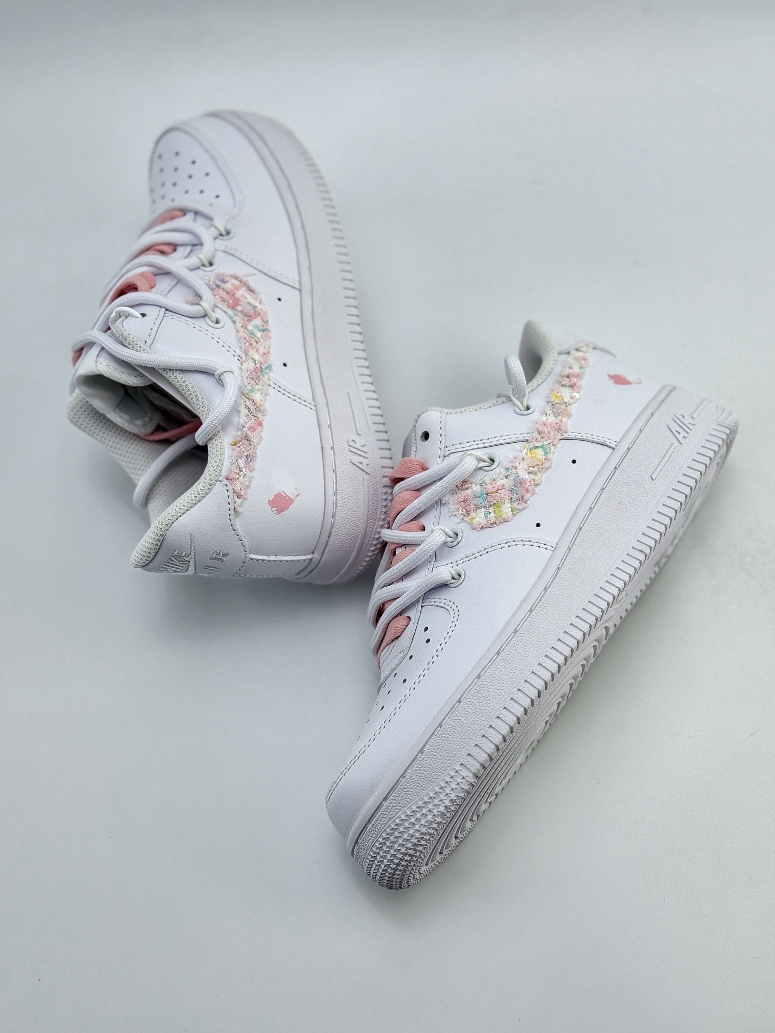 Nike Air Force 1 Low 07 粉白绑带  DH9999-334