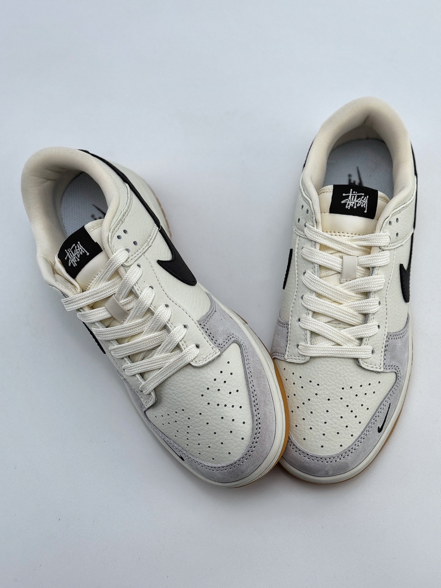 Nike SB Dunk Low x Stussy 米浅灰黑小钩  CH6336-227