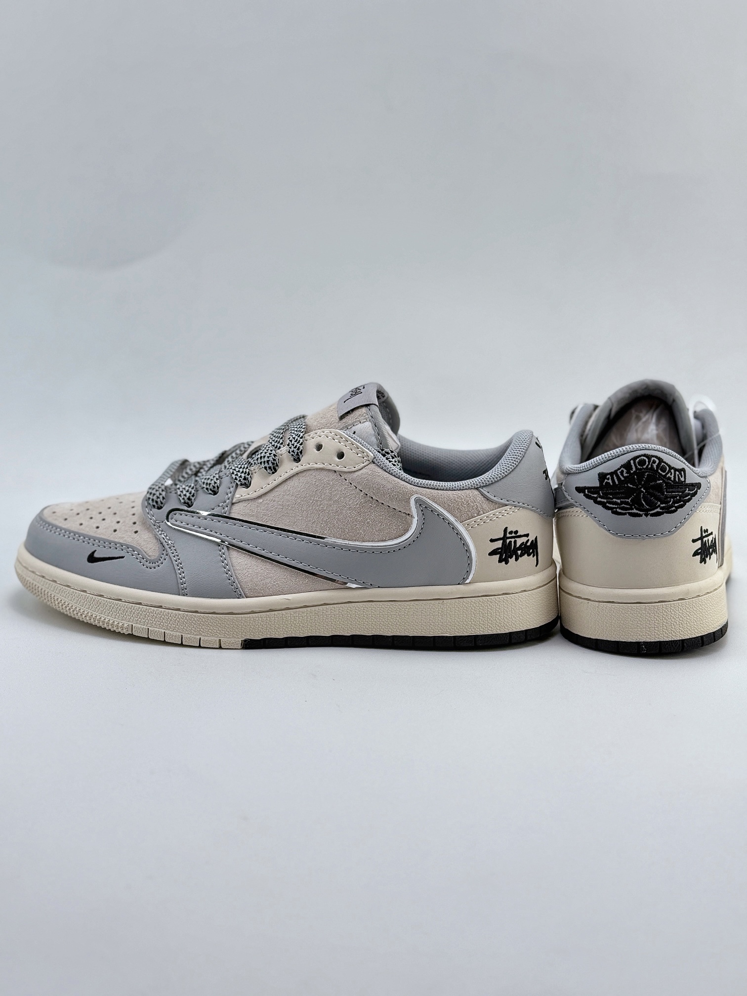 Travis Scott x Nike Air Jordan 1 Low x Stussy 米银黑小钩满天星 SJ2068-122