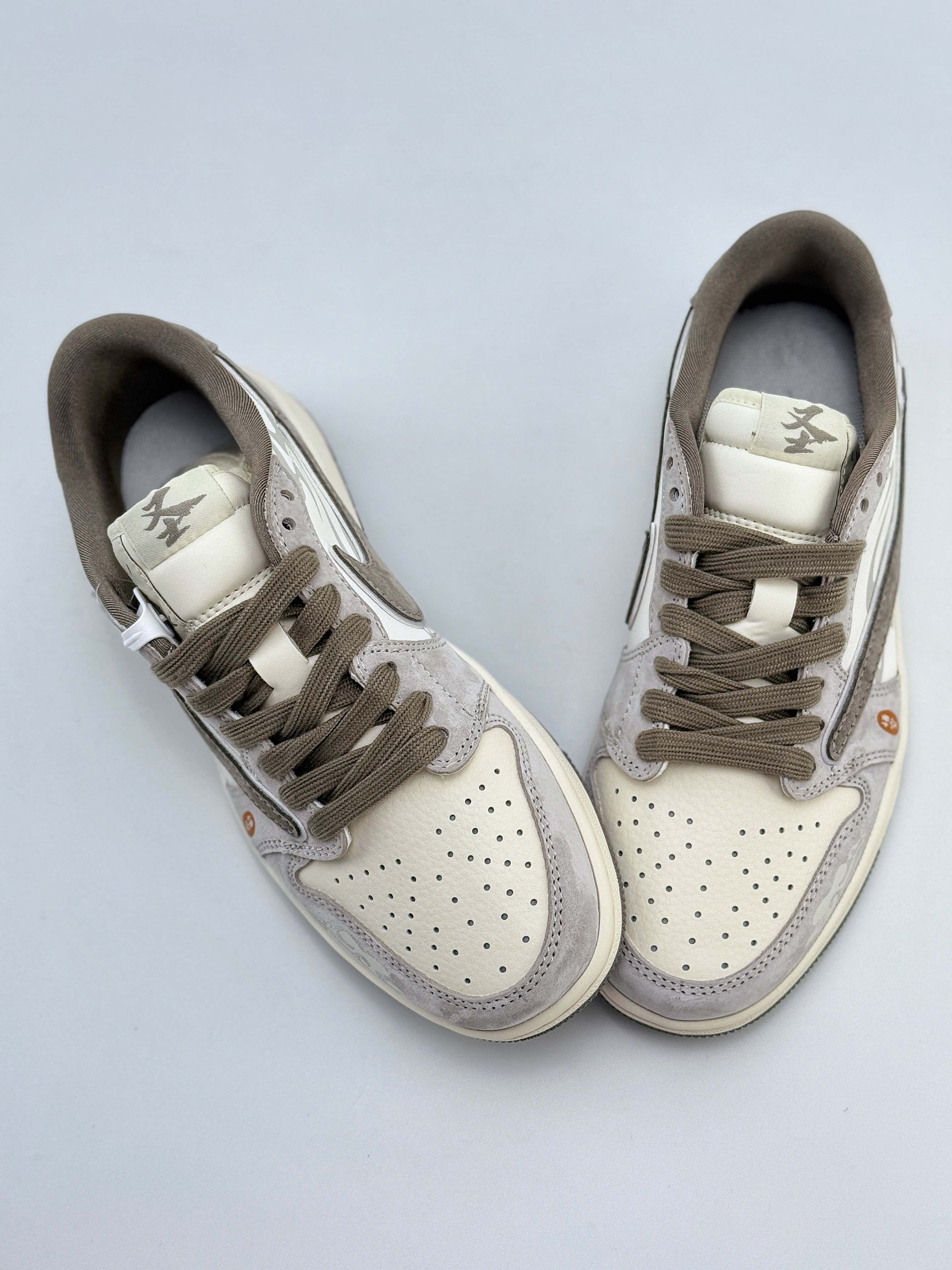 Travis Scott x Nike Air Jordan 1 Low 黑神话悟空 米浅棕  DM6688-610