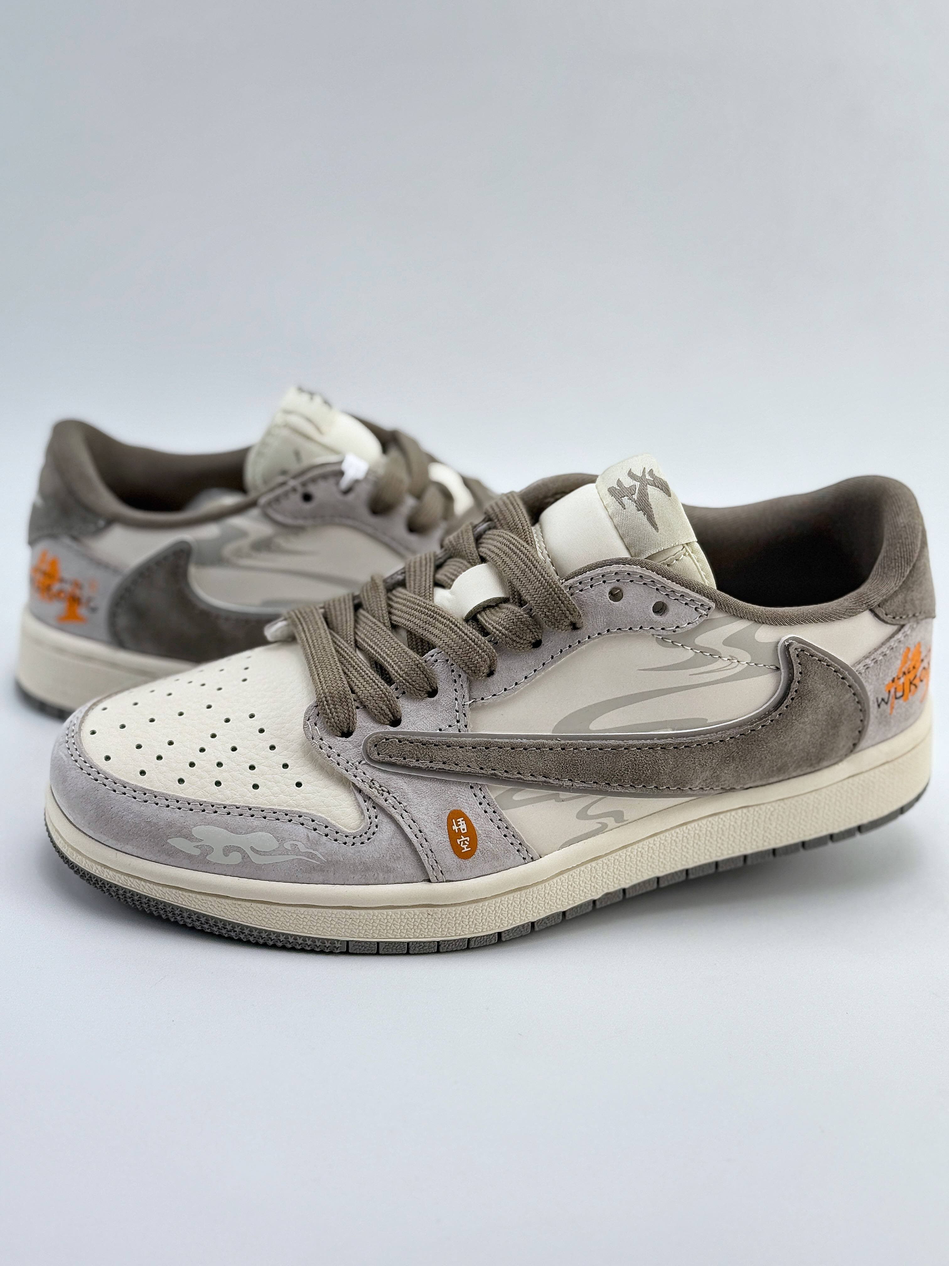 Travis Scott x Nike Air Jordan 1 Low 黑神话悟空 米浅棕  DM6688-610