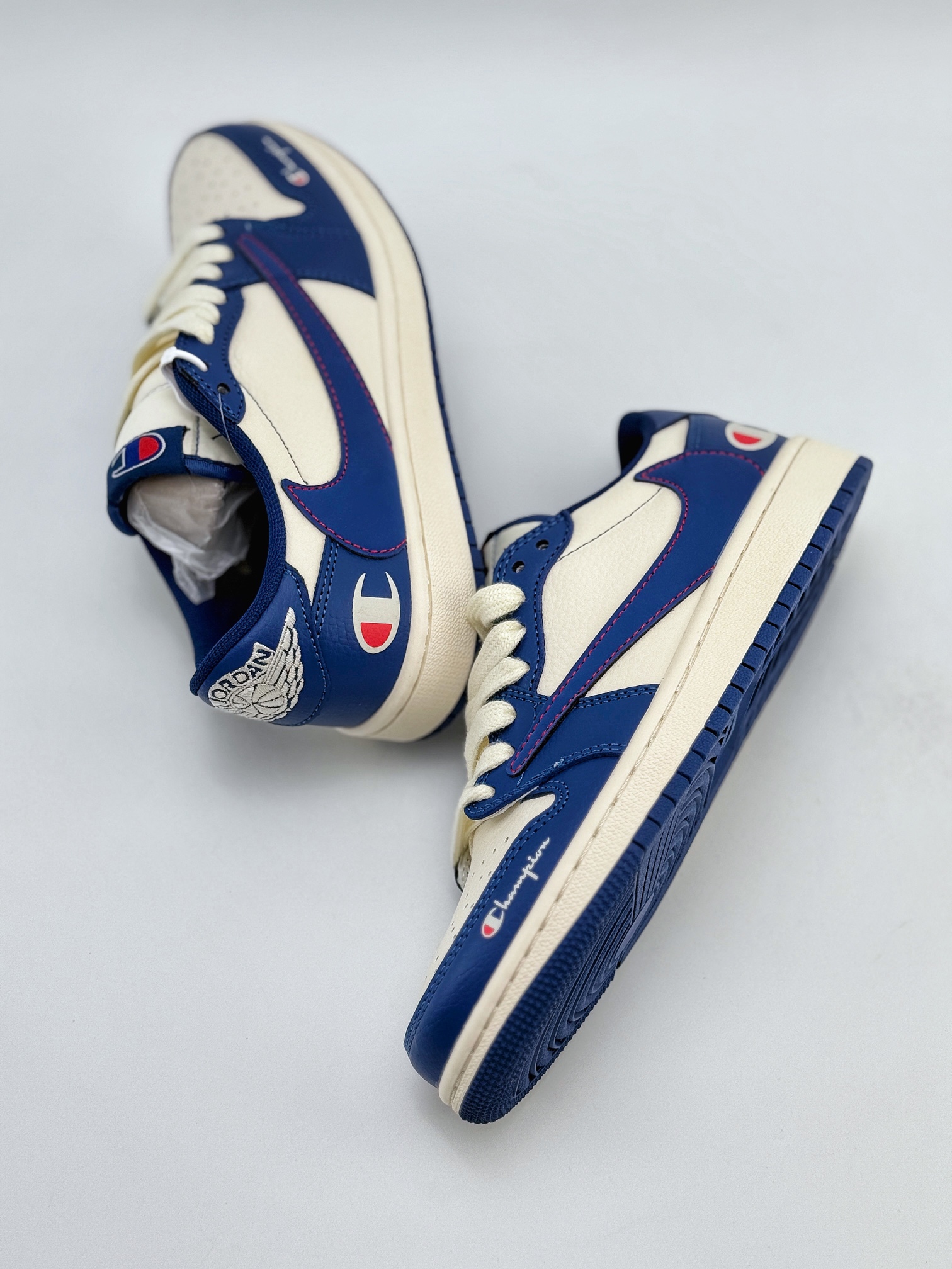 Travis Scott x Nike Air Jordan 1 Low x Champion 米蓝 Air Jordan 1 Low 反转米蓝倒钩  QY1188-118