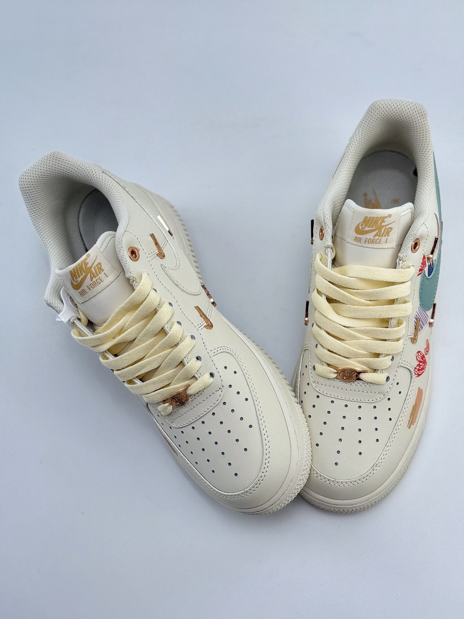 Nike Air Force 1 Low 07 薄荷曼波 七彩爱心 白金 ZH0316-040