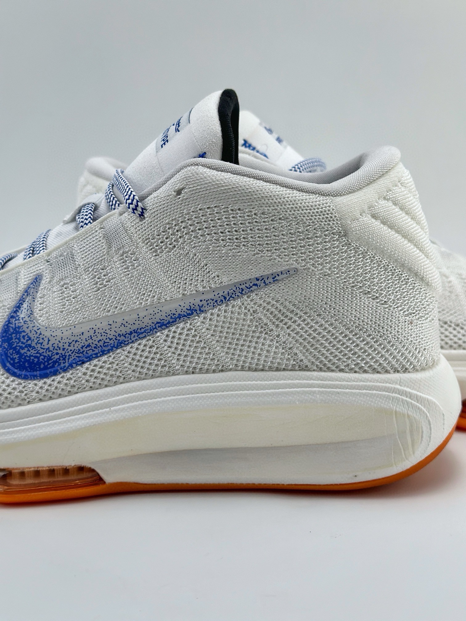 NIKE Air Zoom G.T. Hustle 3 FP 耐克缓震透气实战系列篮球鞋 HJ9084-100