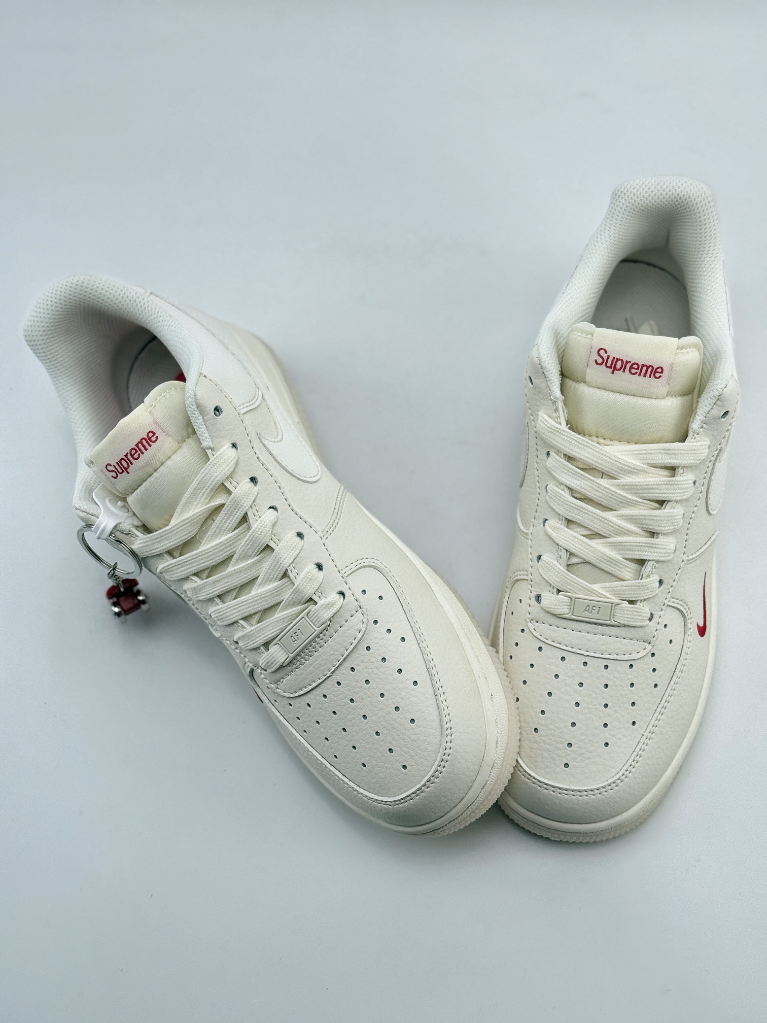 Nike Air Force 1 Low 07 x Supreme 米红小钩  BB7577-214