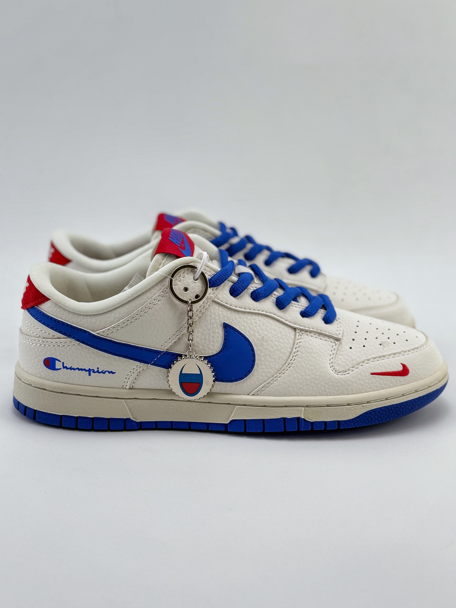 Nike SB Dunk Low x Champion 白蓝红小钩  KK1333-001