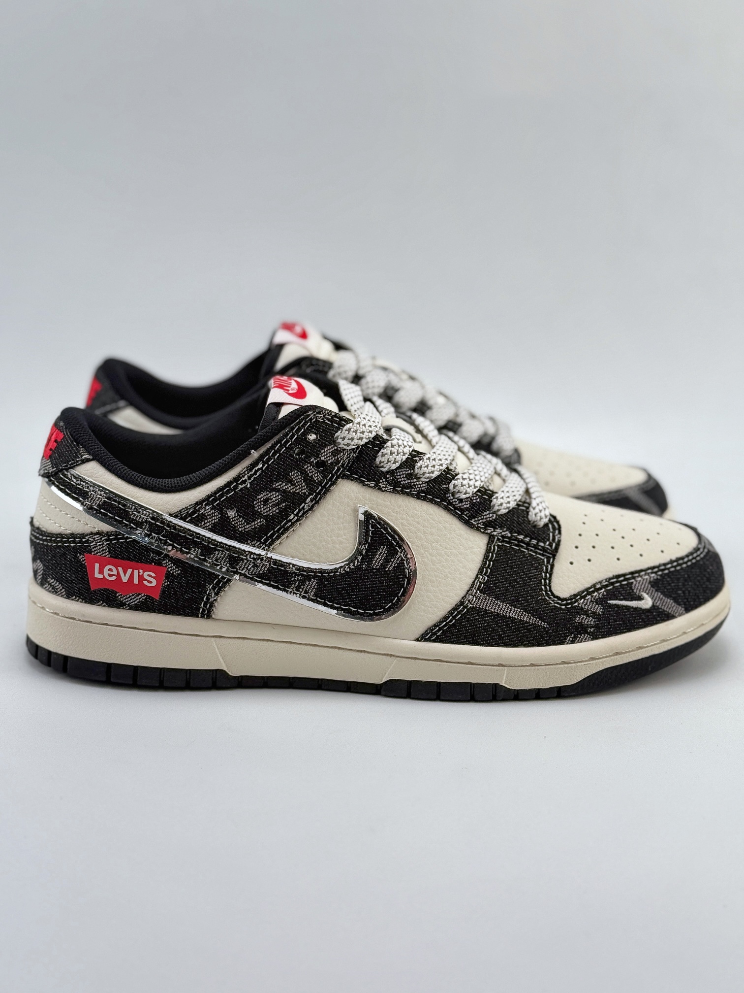 Nike SB Dunk Low x Levi's 米黑牛仔布满天星  XX2025-109