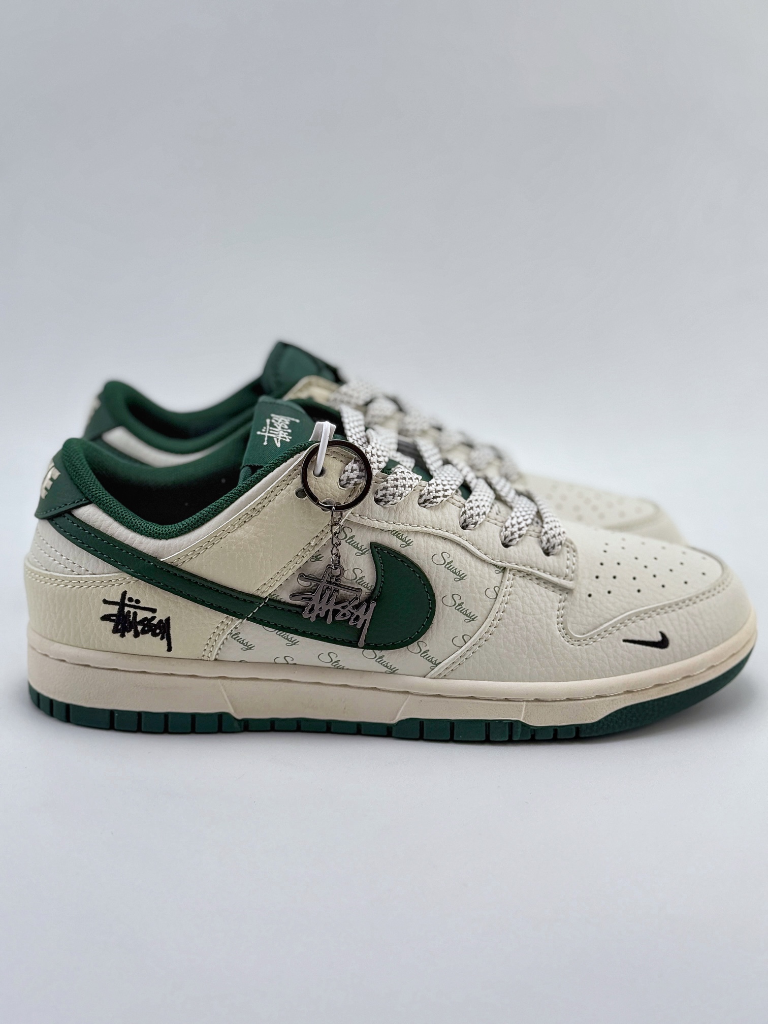 Nike SB Dunk Low x Stussy 米绿小钩满天星  XY1688-013