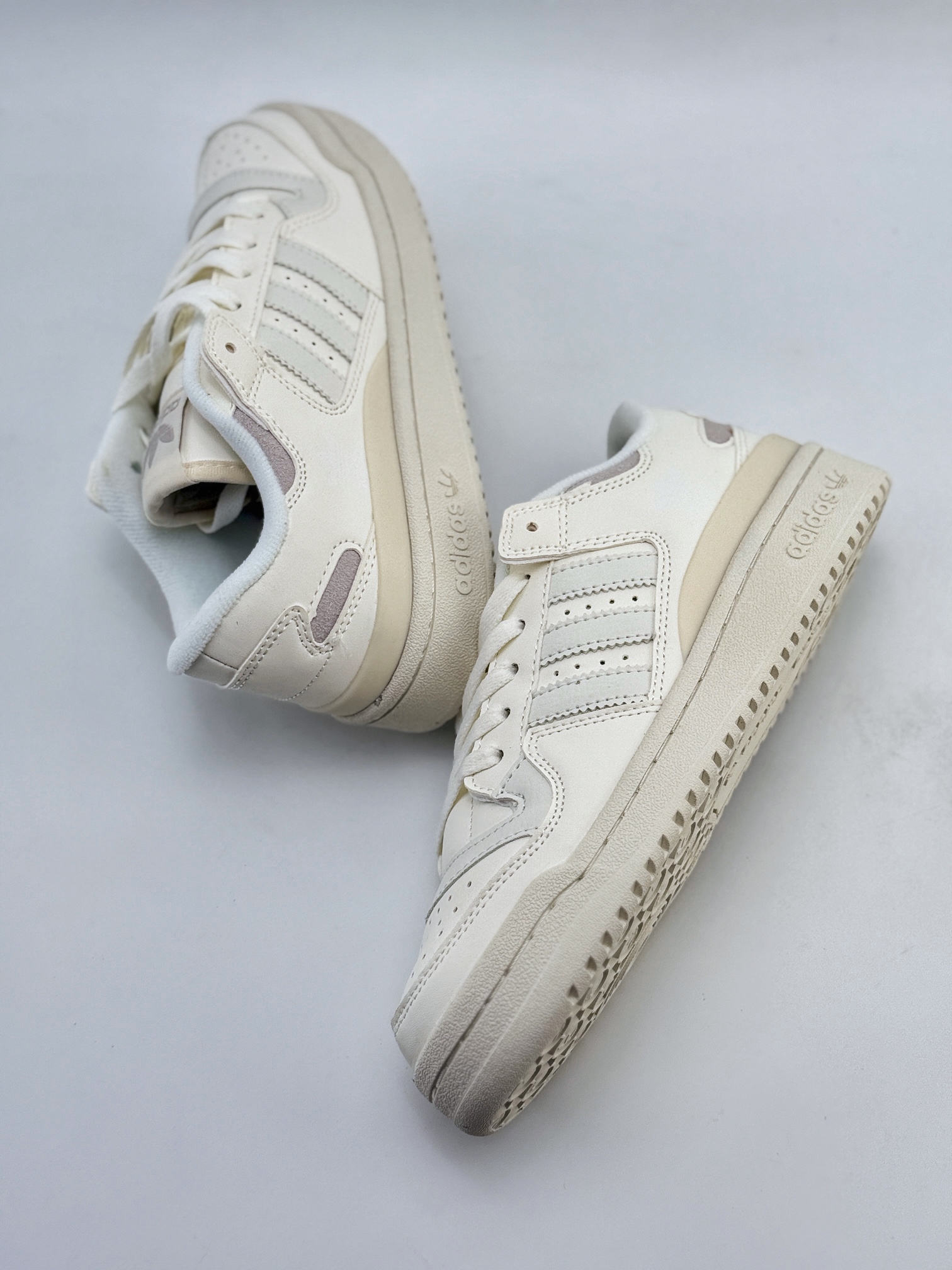 Adidas Forum Low CL 三叶草低邦   IH7828