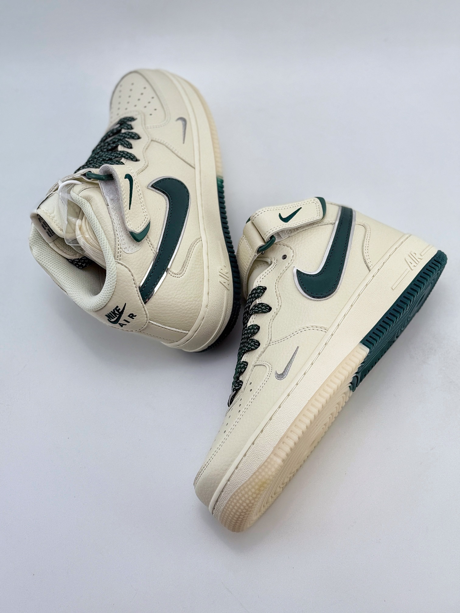 Nike Air Force 1 Mid 07 白绿满天星 XL0236-235