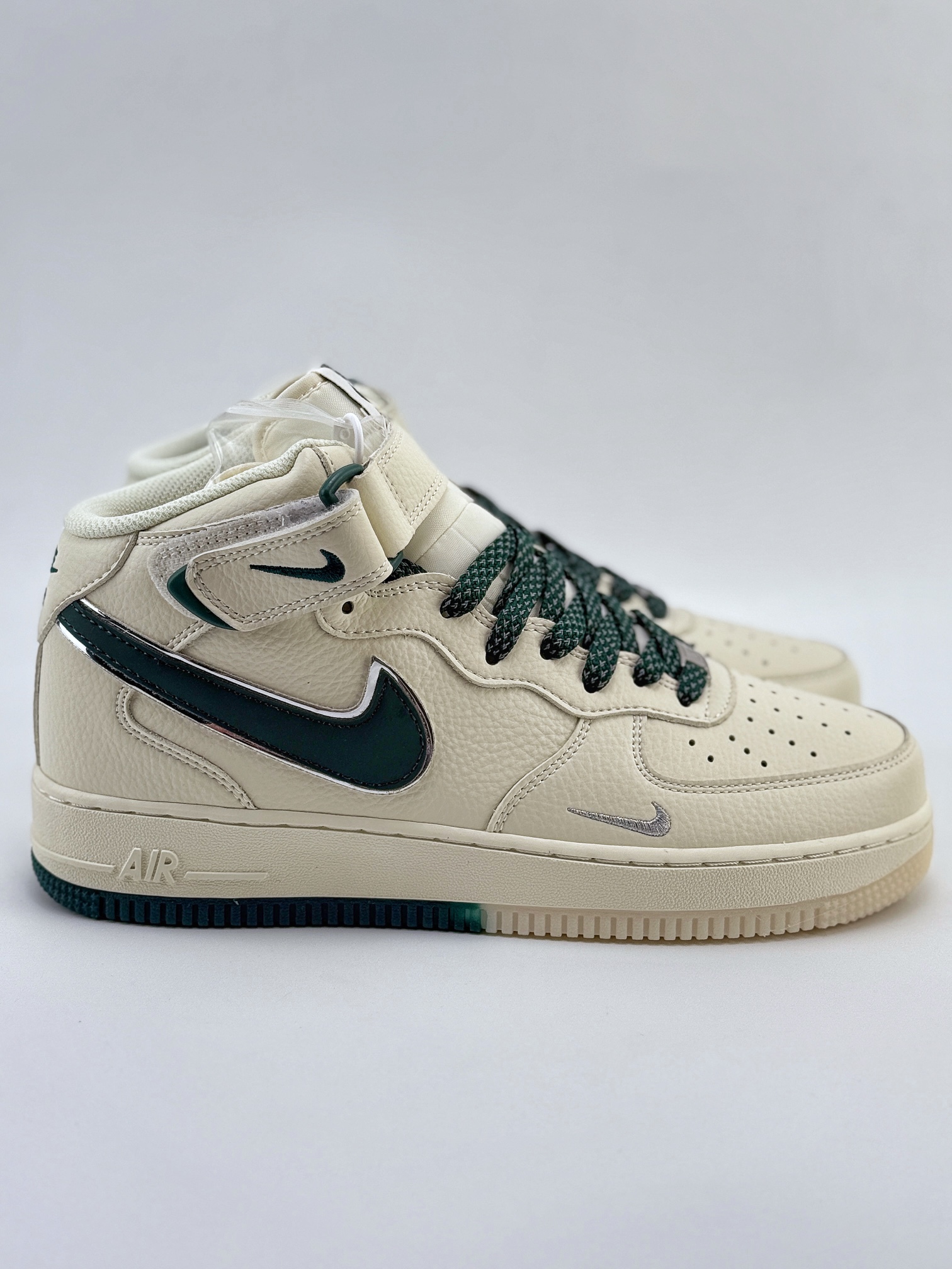 Nike Air Force 1 Mid 07 白绿满天星 XL0236-235