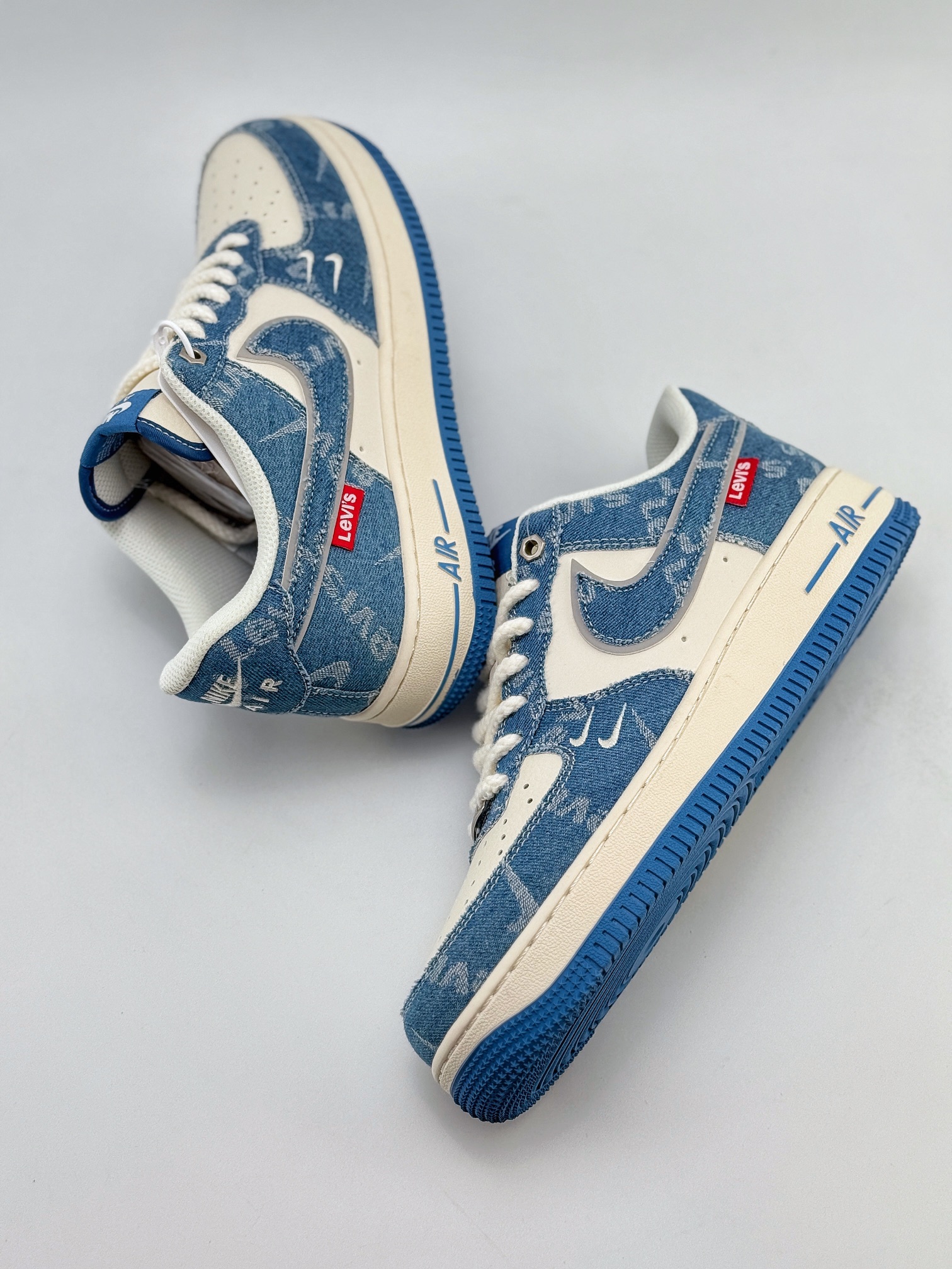 Nike Air Force 1 Low 07 x Levi's 白蓝牛仔布  SJ6698-003