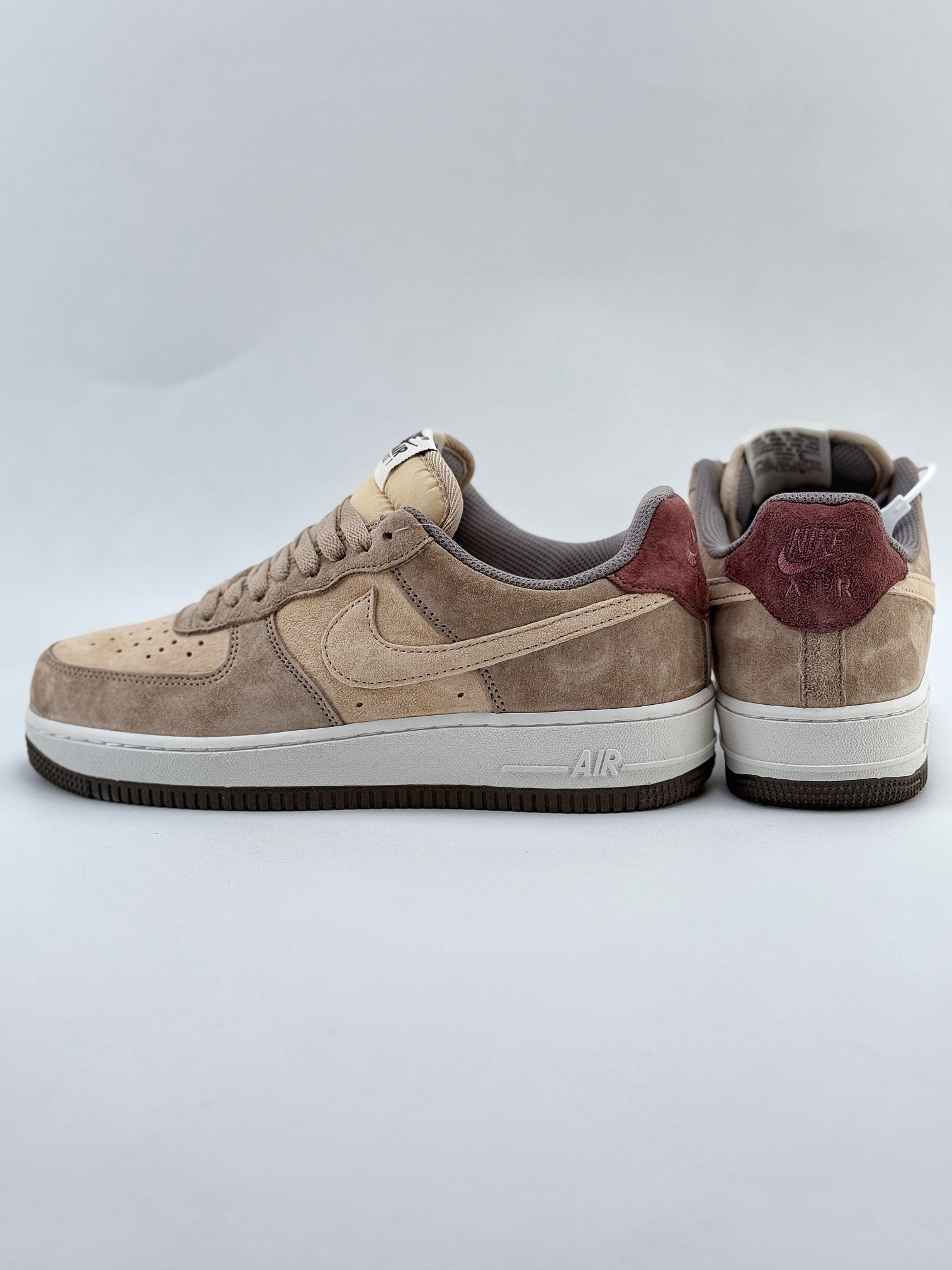 Nike Air Force 1 Low 07 路飞 米棕翻毛  LF8989-222