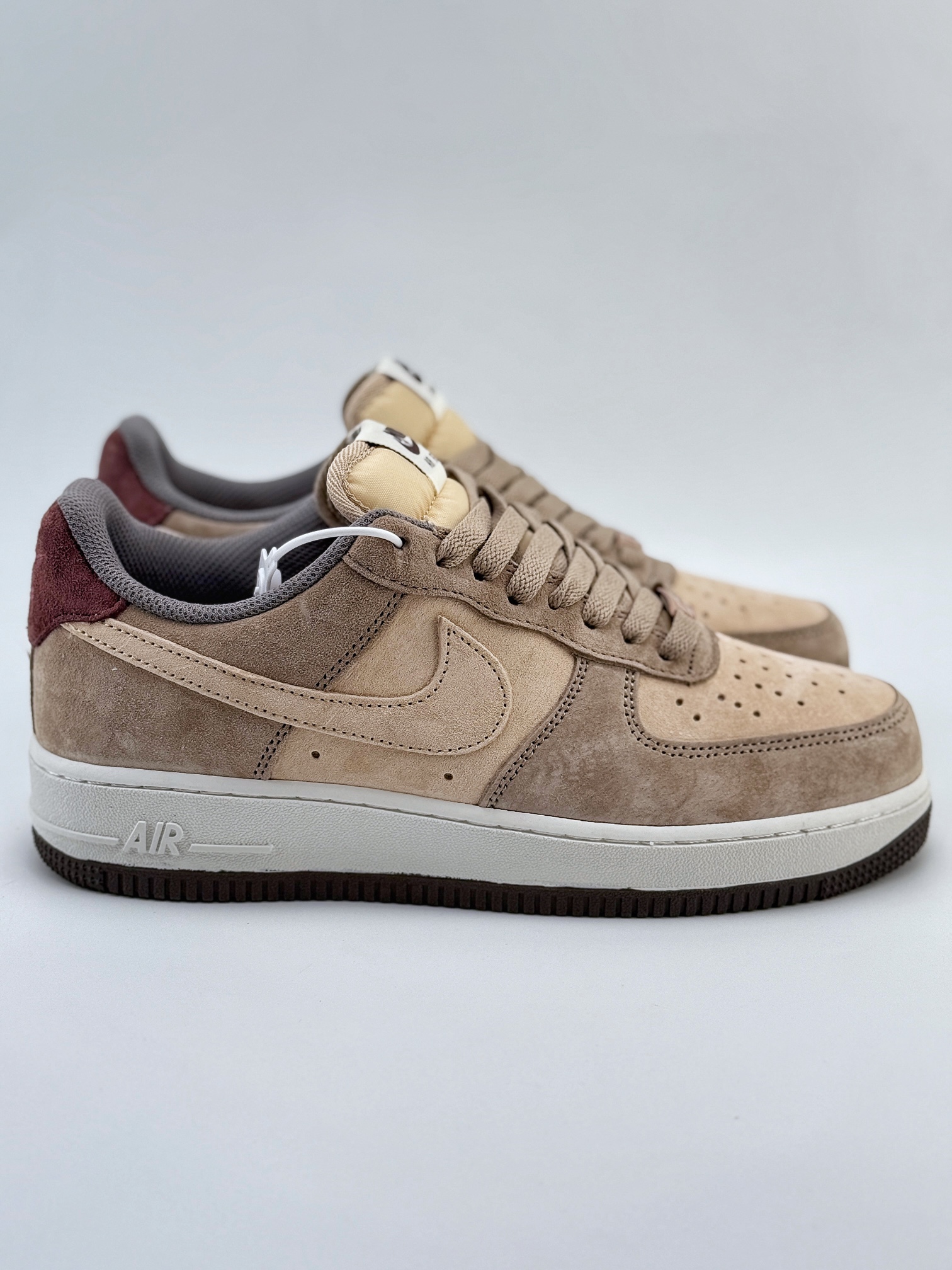 Nike Air Force 1 Low 07 路飞 米棕翻毛  LF8989-222