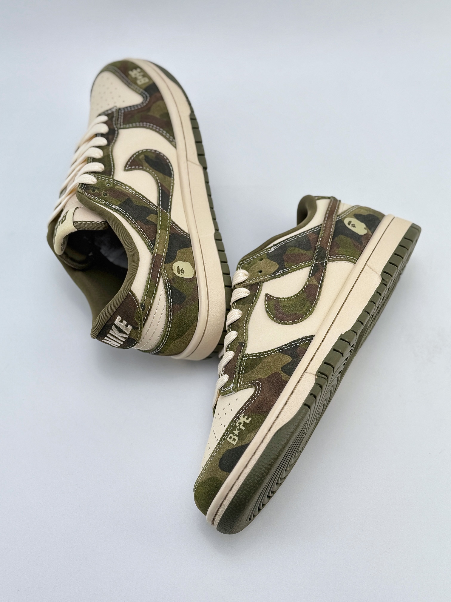 Nike SB Dunk Low x BAPE 米黄迷彩军绿  CH6336-230