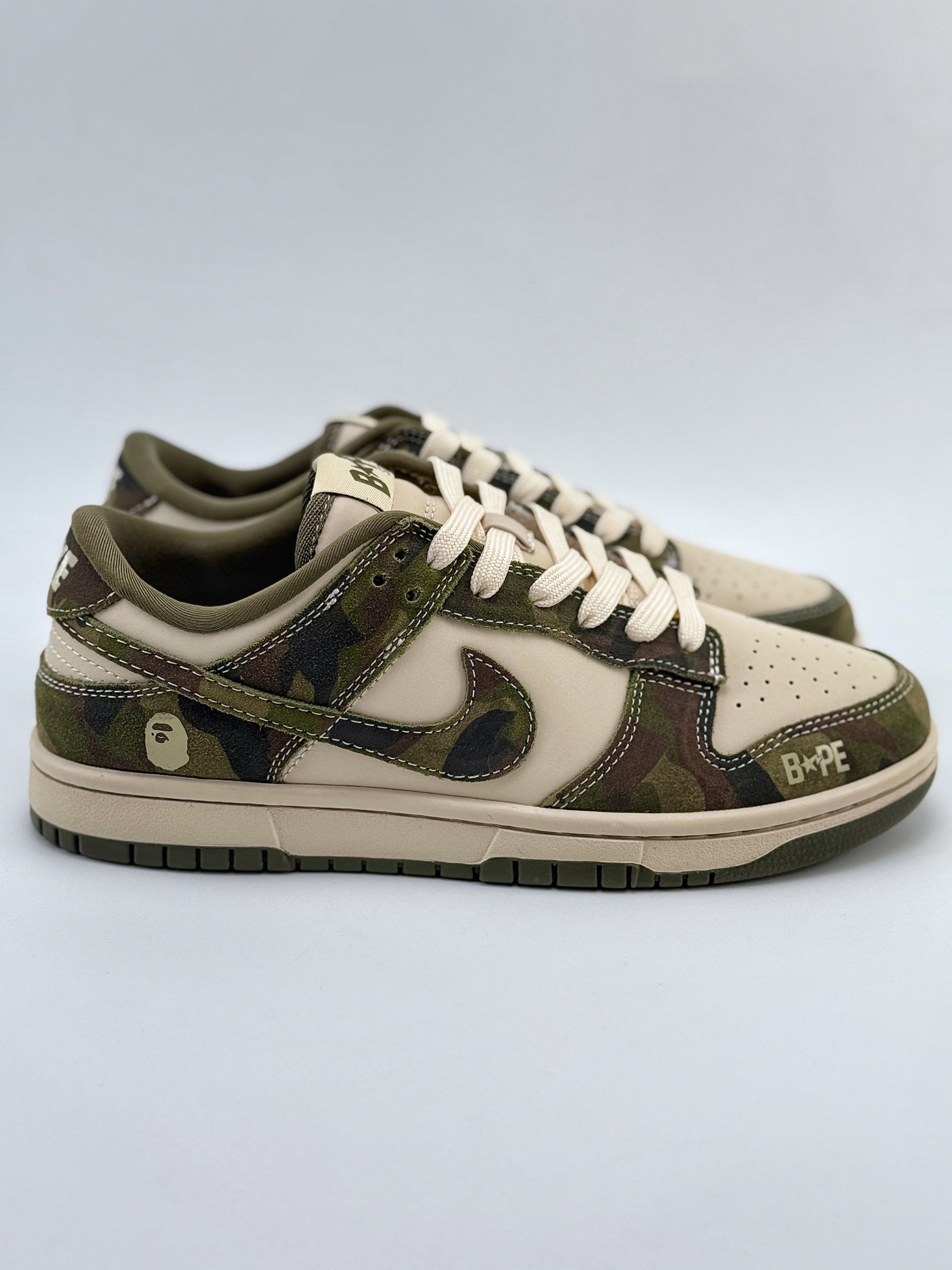 Nike SB Dunk Low x BAPE 米黄迷彩军绿  CH6336-230