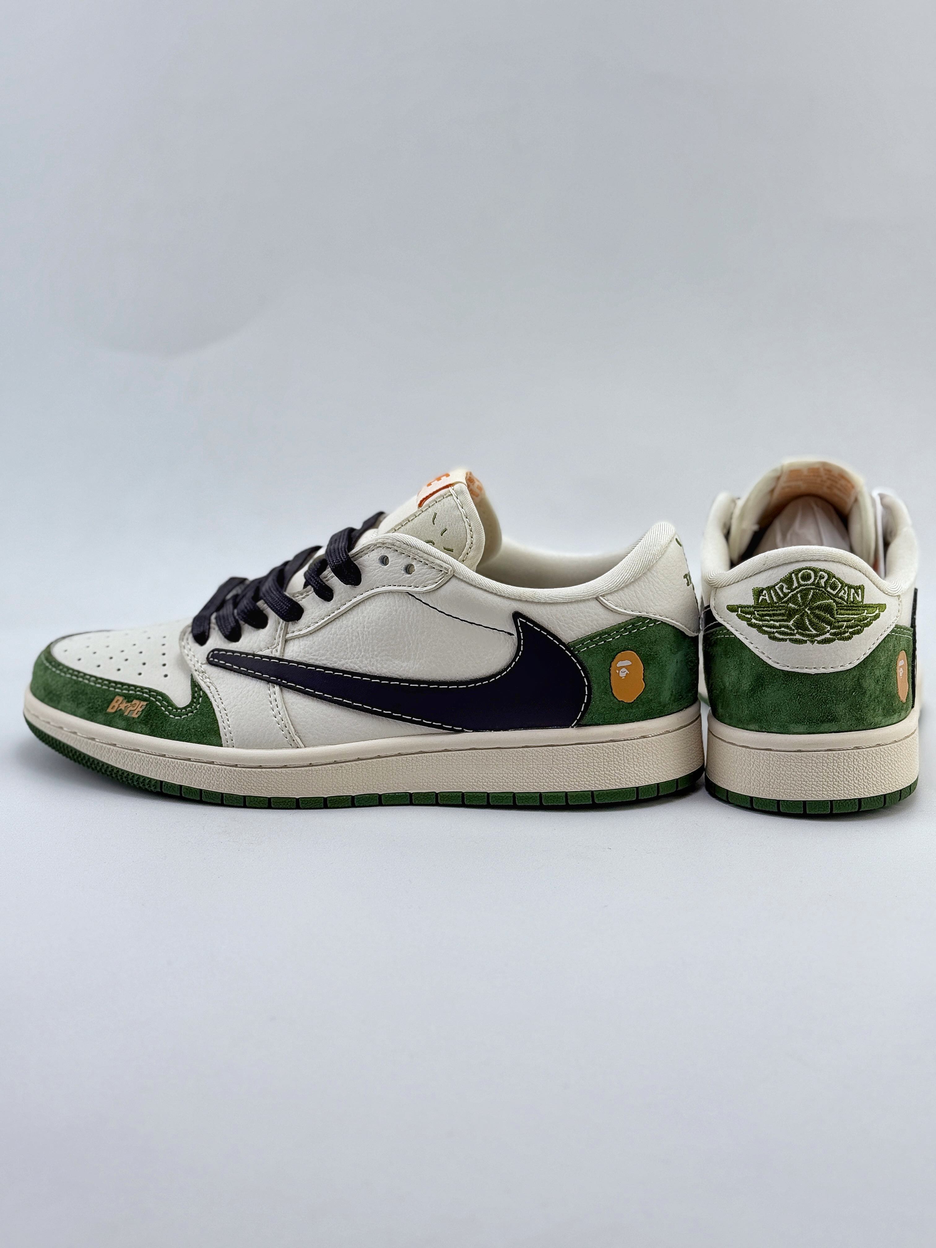 Travis Scott x Nike Air Jordan 1 Low x BAPE 米绿黑 Air Jordan 1 Low 反转米绿黑倒钩  XY2688-107