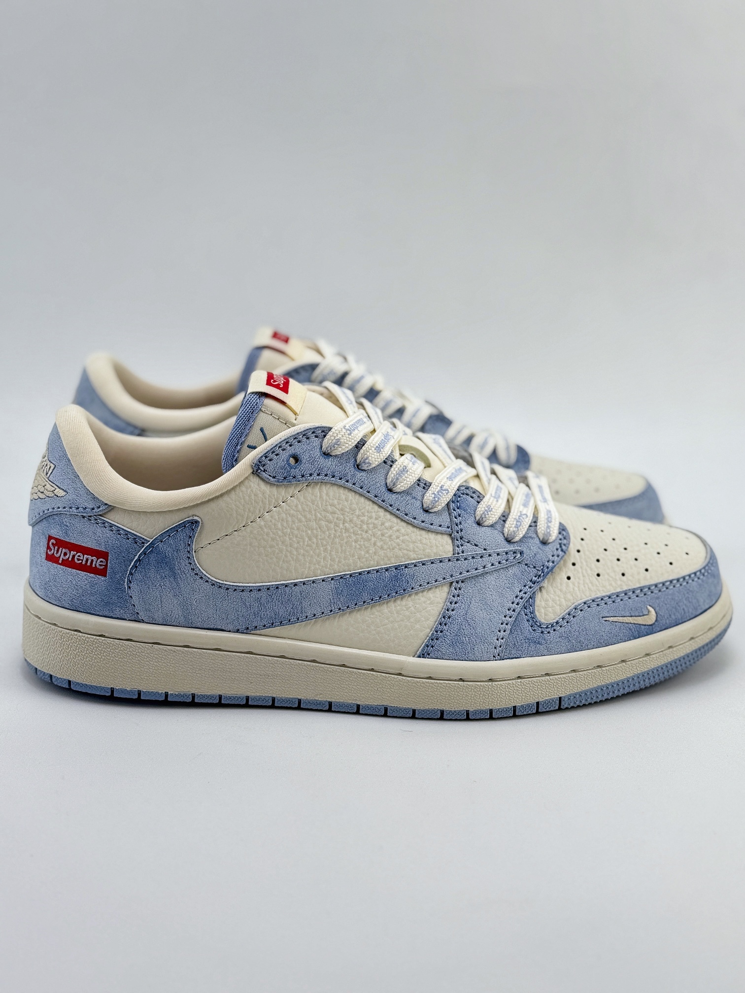 Travis Scott x Nike Air Jordan 1 Low x Supreme 米蓝 Air Jordan 1 Low 反转米蓝小钩倒钩  CH6336-010