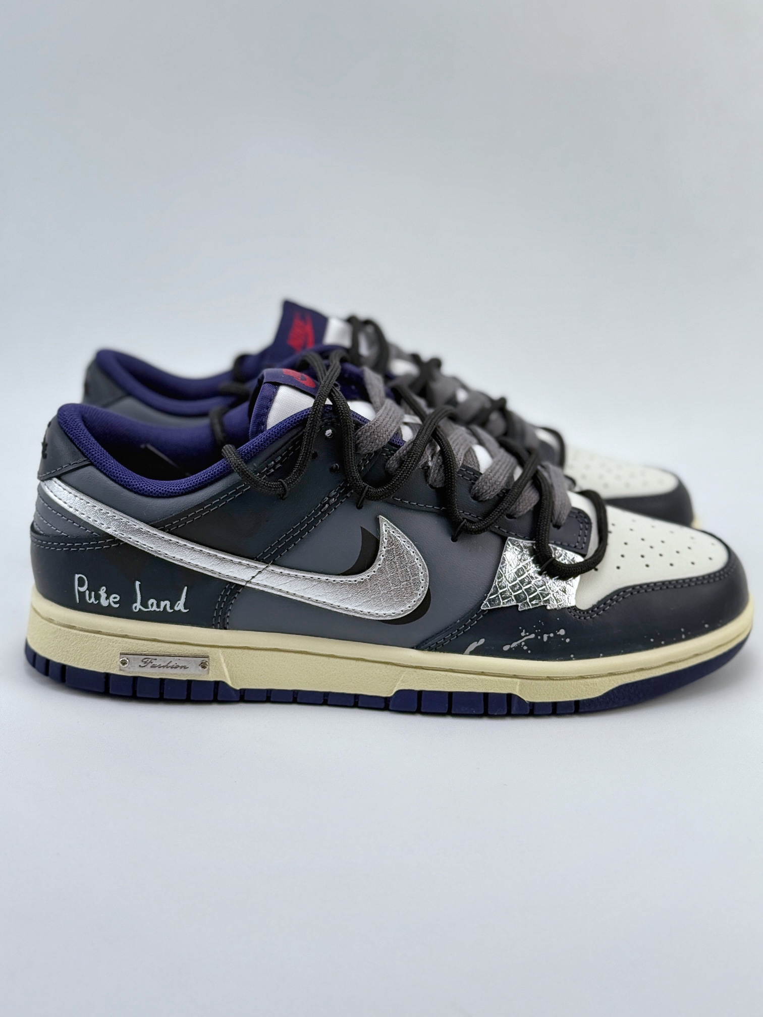 Nike SB Dunk Low 复古街区 解构暗黑系 泼墨贴皮 十字架 黑灰 FV8106-181